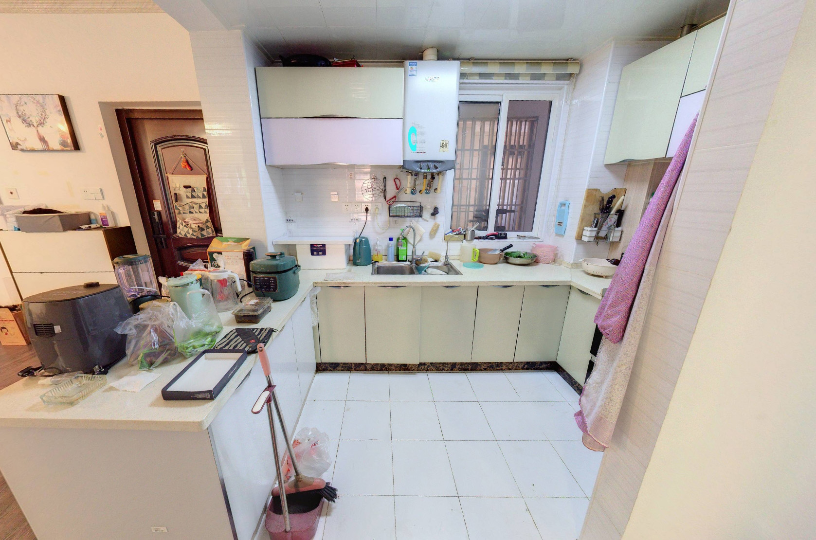 哈佛小镇(五矿哈佛小镇)  2室2厅1卫    52.8万 哈佛小镇(五矿哈佛小镇)  2室2厅1卫    52.8万厨房