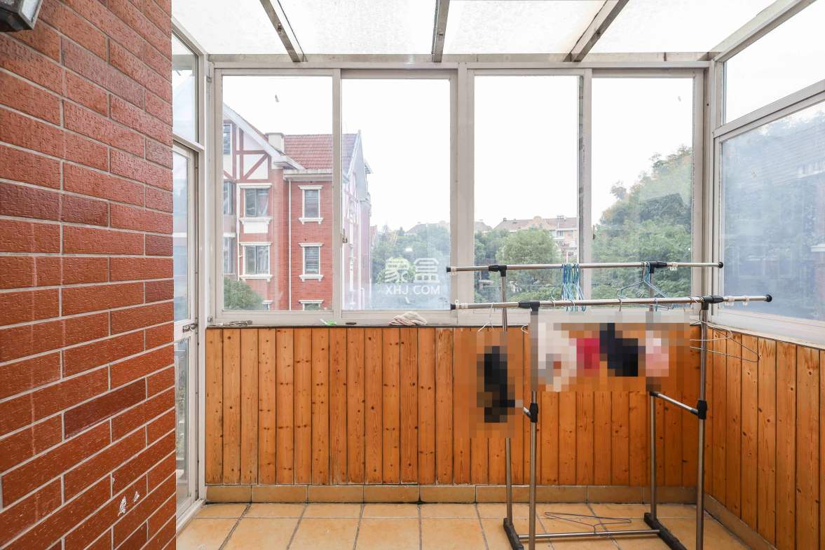 山水英伦  5室2厅2卫    338.5万 山水英伦  5室2厅2卫    338.5万其他