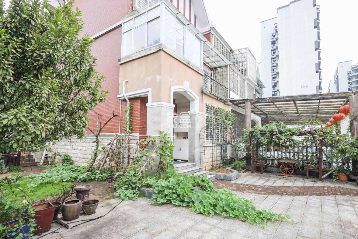 山水英伦  5室2厅2卫    338.5万 山水英伦  5室2厅2卫    338.5万其他