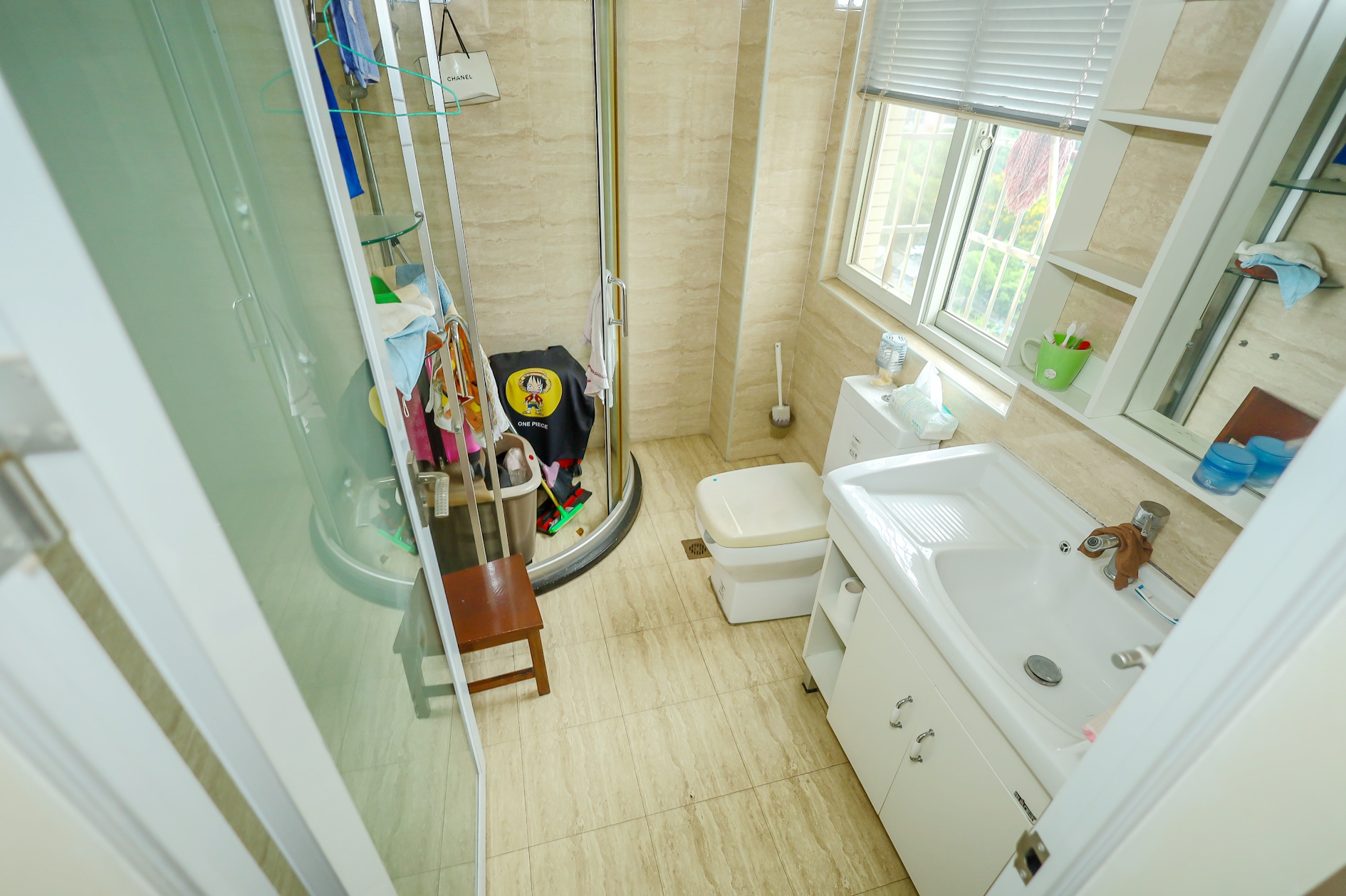 楚天中苑 3室2厅2卫 69.8万 楚天中苑 3室2厅2卫 69.8万卫生间