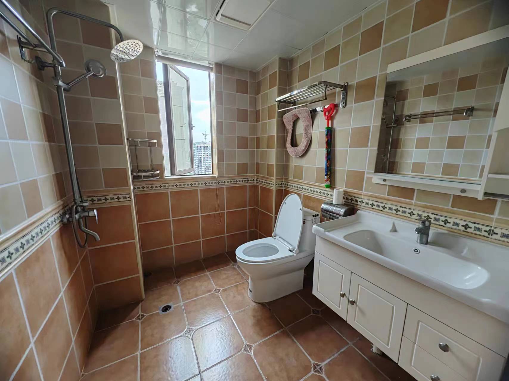 中欧昆仑首府 3室2厅2卫 85.0万 中欧昆仑首府 3室2厅2卫 85.0万室内图