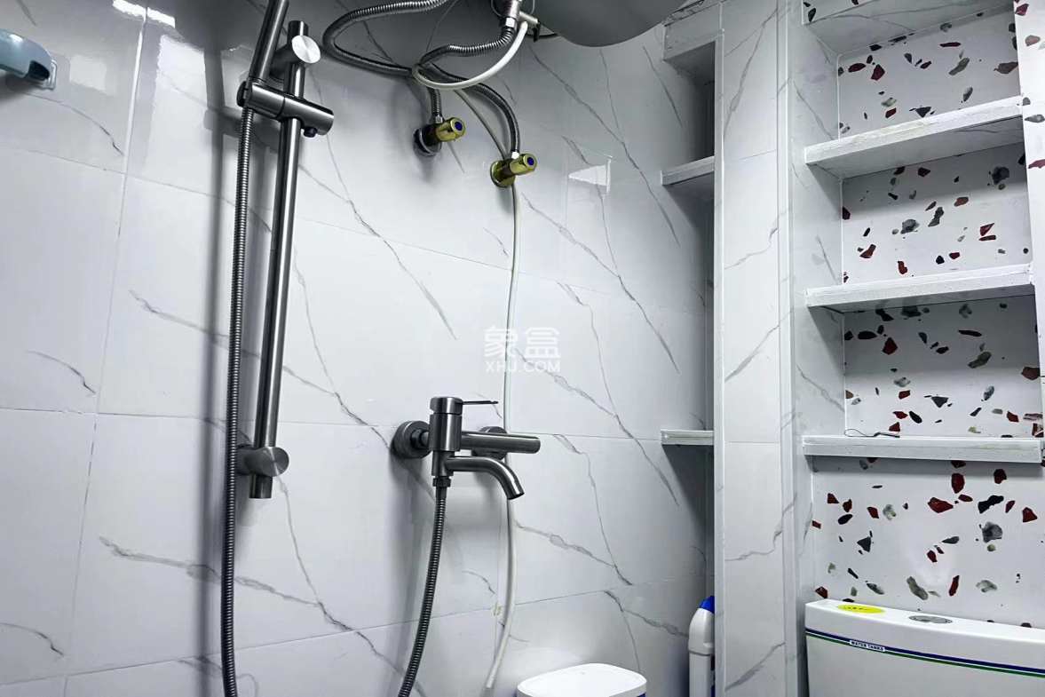 阳光城启航中心 1室1厅1卫 1400.00元/月 阳光城启航中心 1室1厅1卫 1400.00元/月室内图