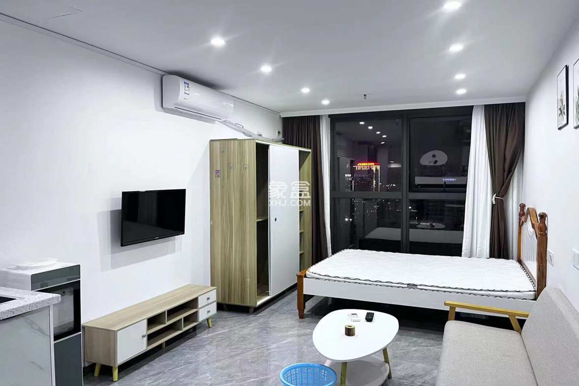 阳光城启航中心 1室1厅1卫 1400.00元/月 阳光城启航中心 1室1厅1卫 1400.00元/月室内图