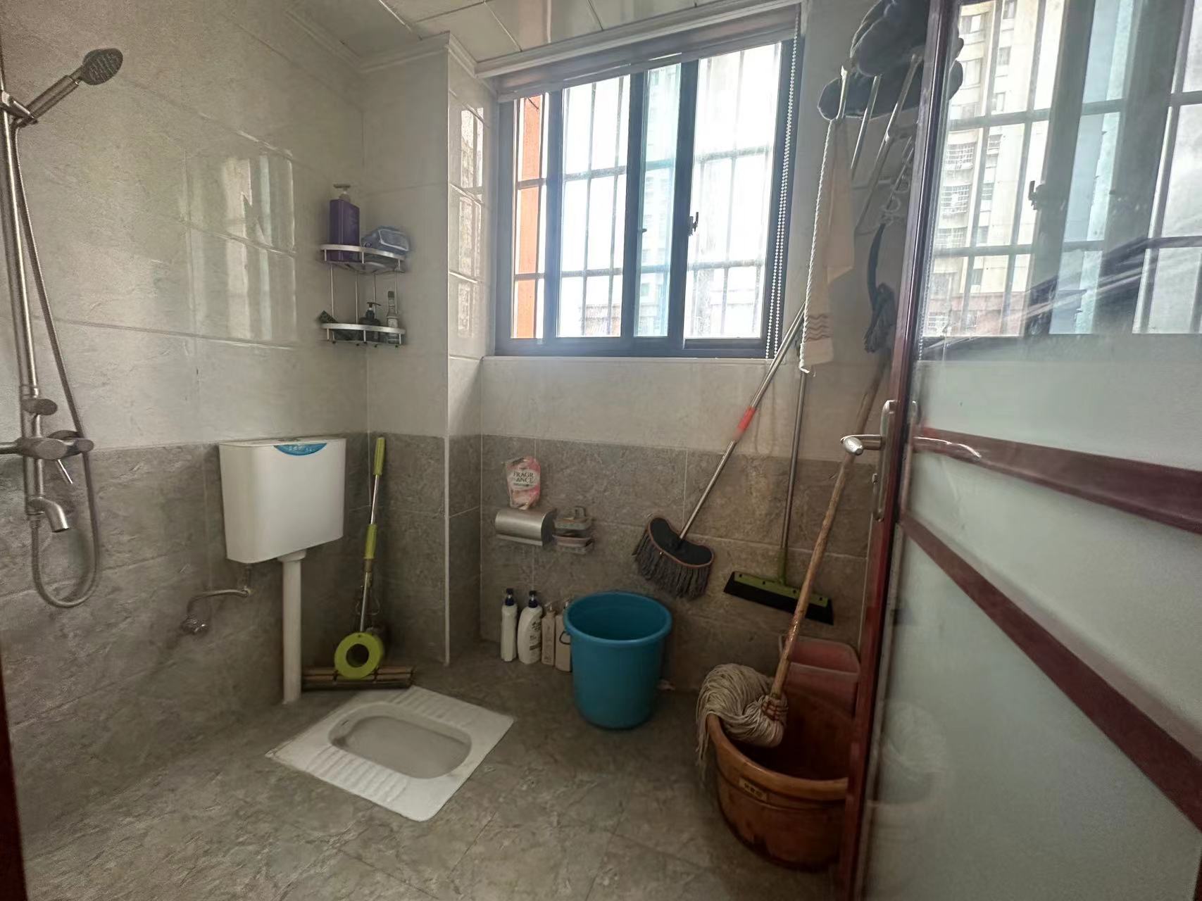 西郡佳园  0室0厅0卫    72.0万 西郡佳园  0室0厅0卫    72.0万室内图