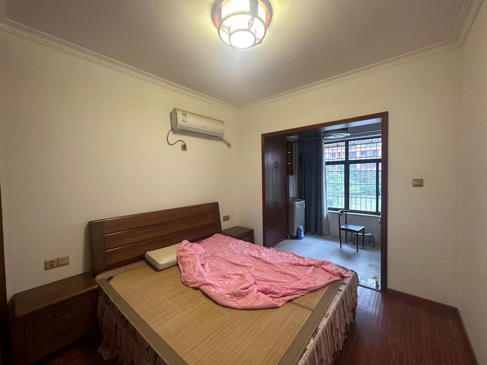 西郡佳园  0室0厅0卫    72.0万 西郡佳园  0室0厅0卫    72.0万室内图