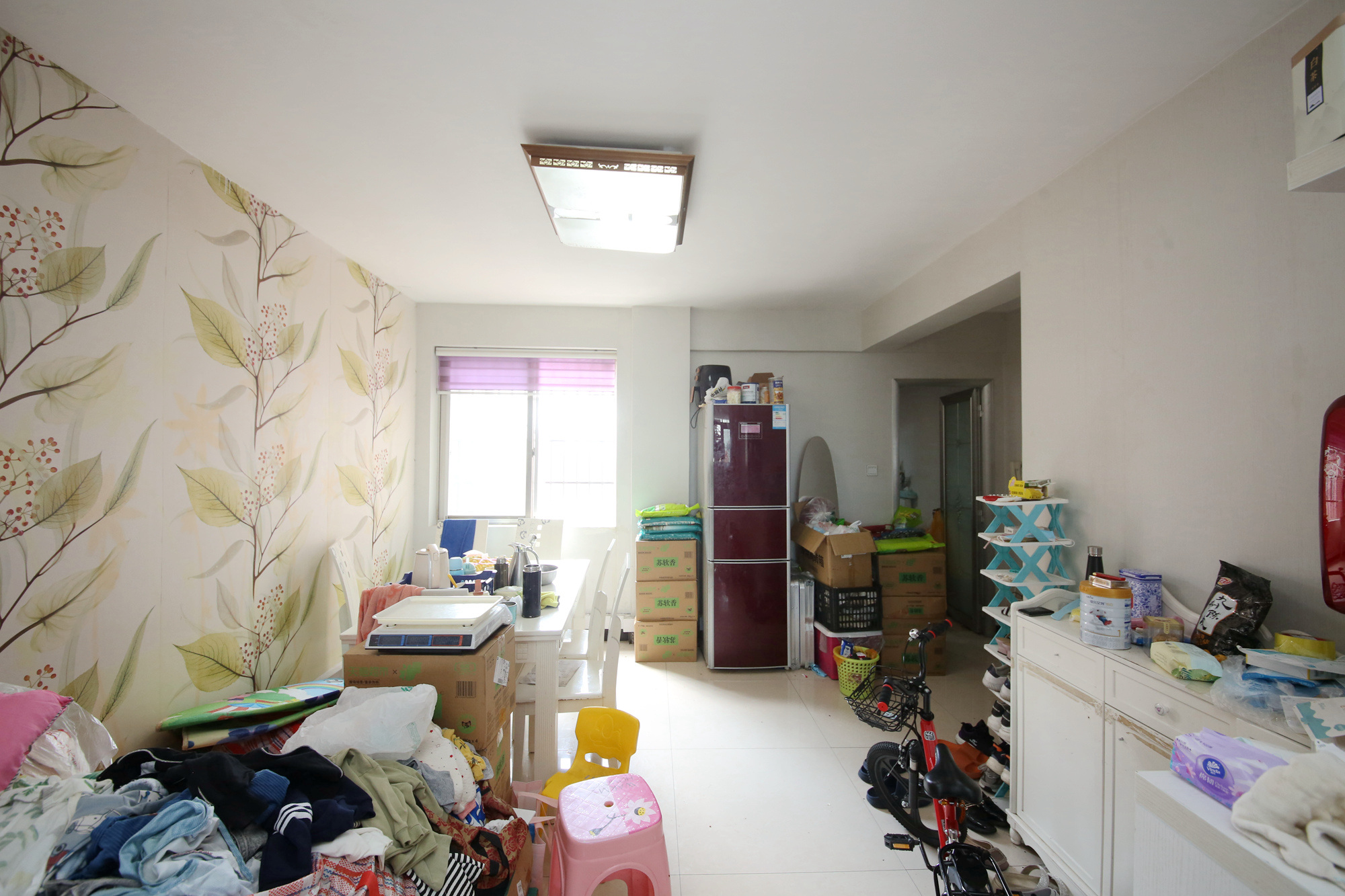 东城一品（国杰大厦）  2室2厅1卫   70.00万客厅