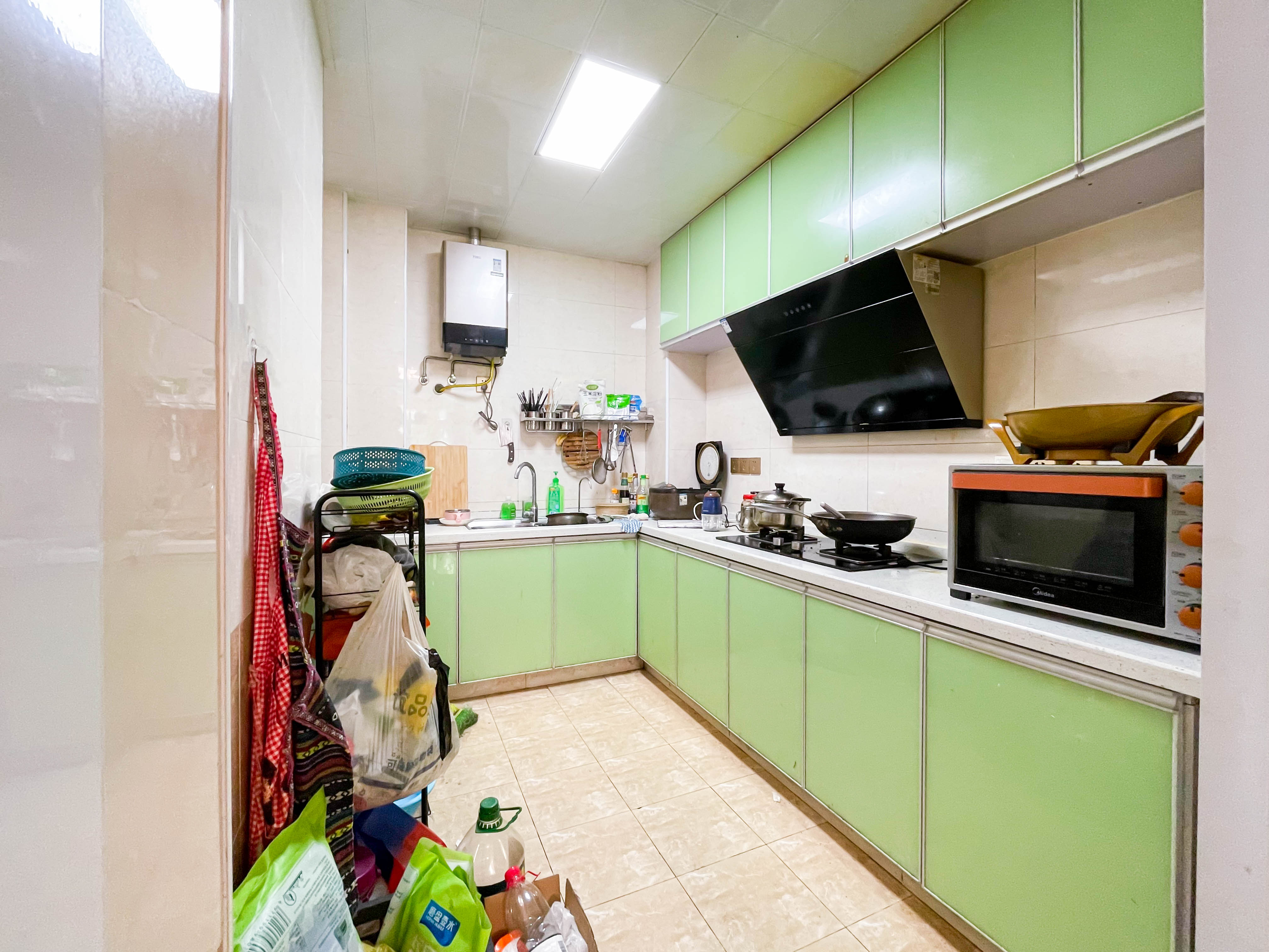 三景华御  2室2厅1卫    55.0万 三景华御  2室2厅1卫    55.0万厨房