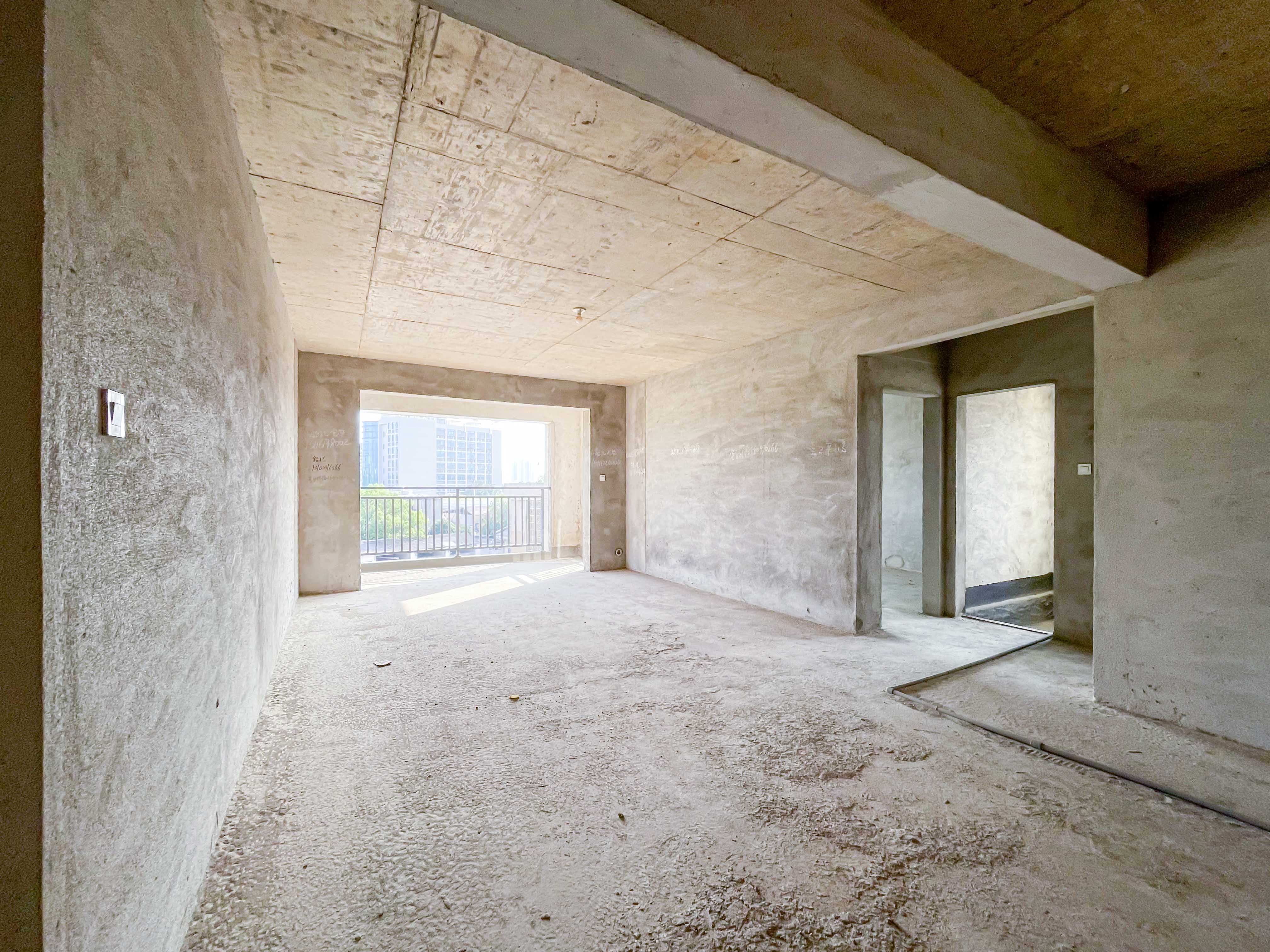 稻和家园  4室2厅2卫   150.00万客厅