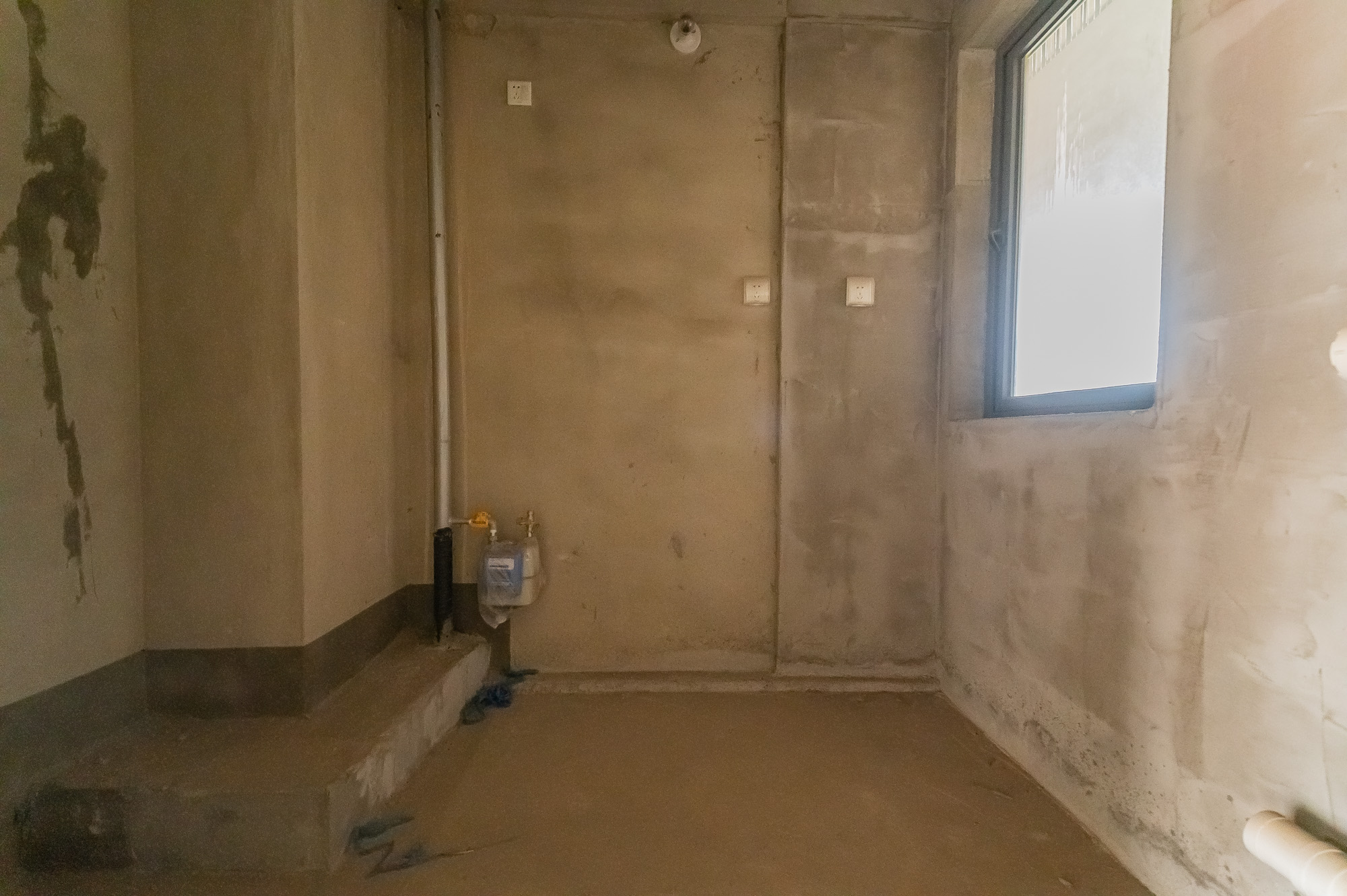 中建悦和城 3室2厅1卫 66.8万 中建悦和城 3室2厅1卫 66.8万厨房