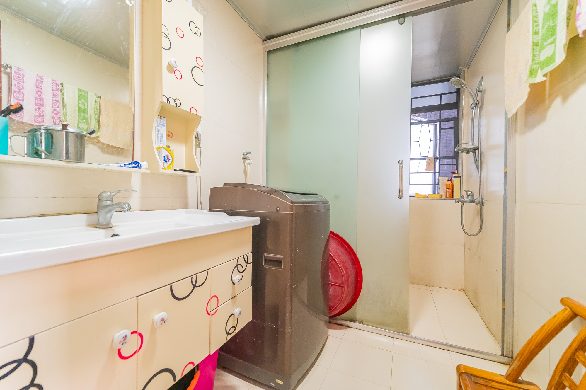 恒基凯旋门一二期 3室2厅1卫 75.0万 恒基凯旋门一二期 3室2厅1卫 75.0万卫生间