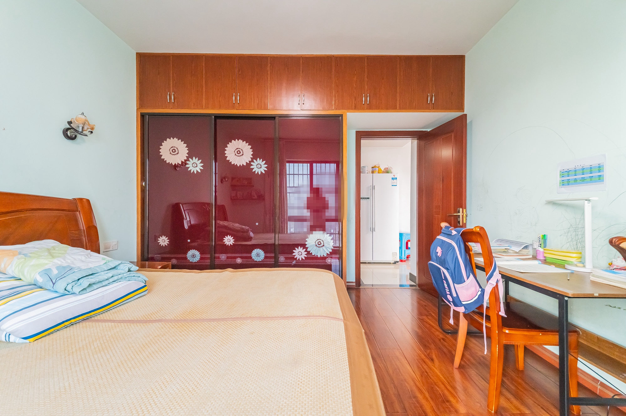 恒基凯旋门一二期 3室2厅1卫 75.0万 恒基凯旋门一二期 3室2厅1卫 75.0万卧室