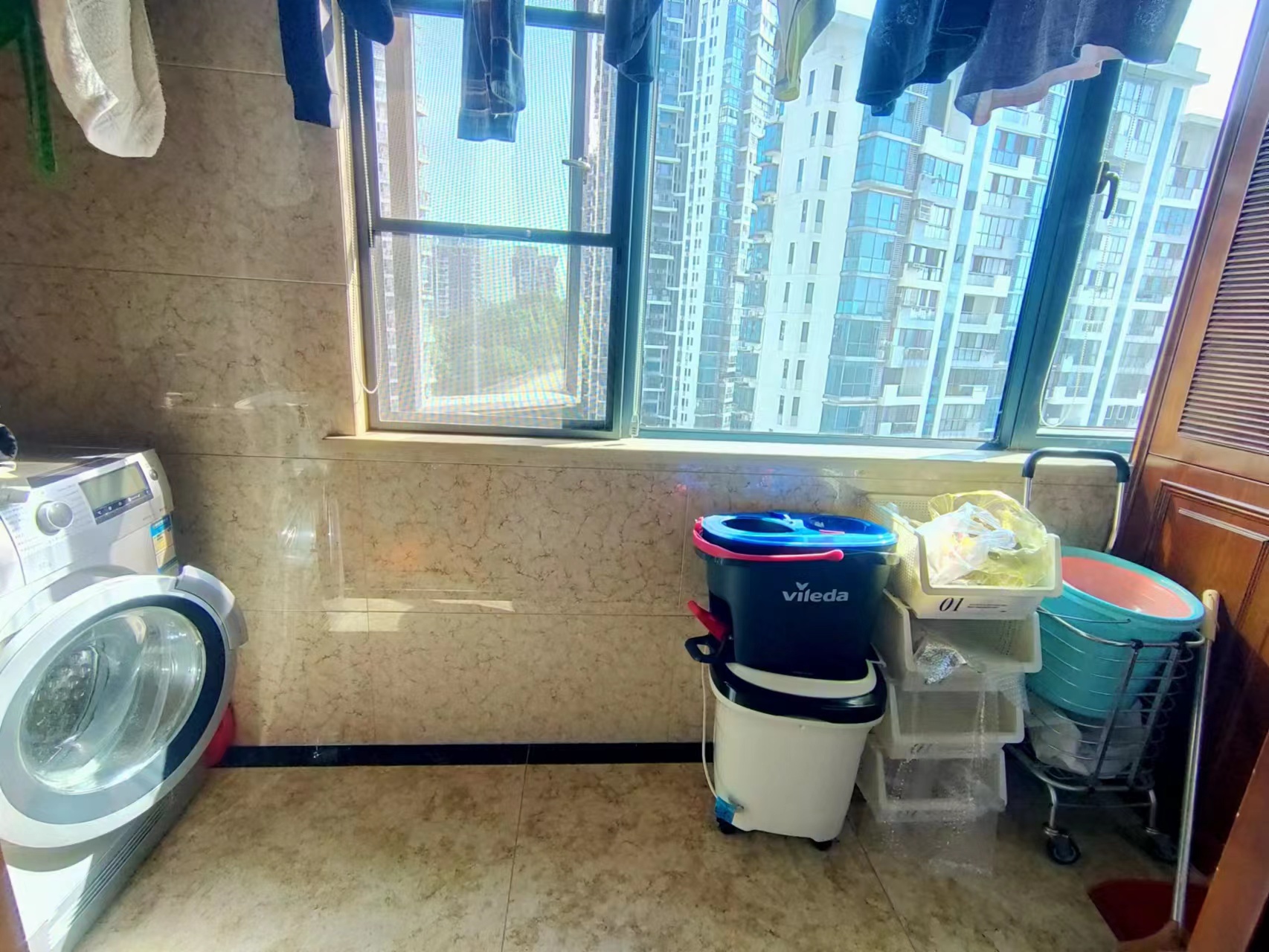 山水国际  4室2厅2卫   120.00万 山水国际  4室2厅2卫   120.00万室内图