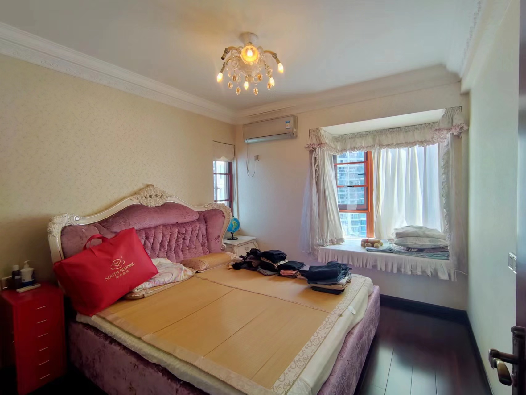 山水国际  4室2厅2卫   120.00万 山水国际  4室2厅2卫   120.00万室内图