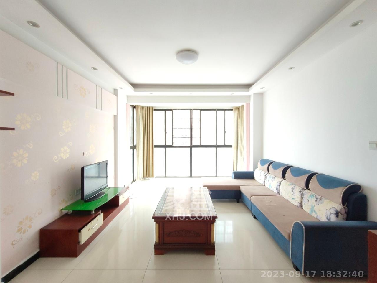 三景国际  3室1厅1卫   1700.00元/月室内图1
