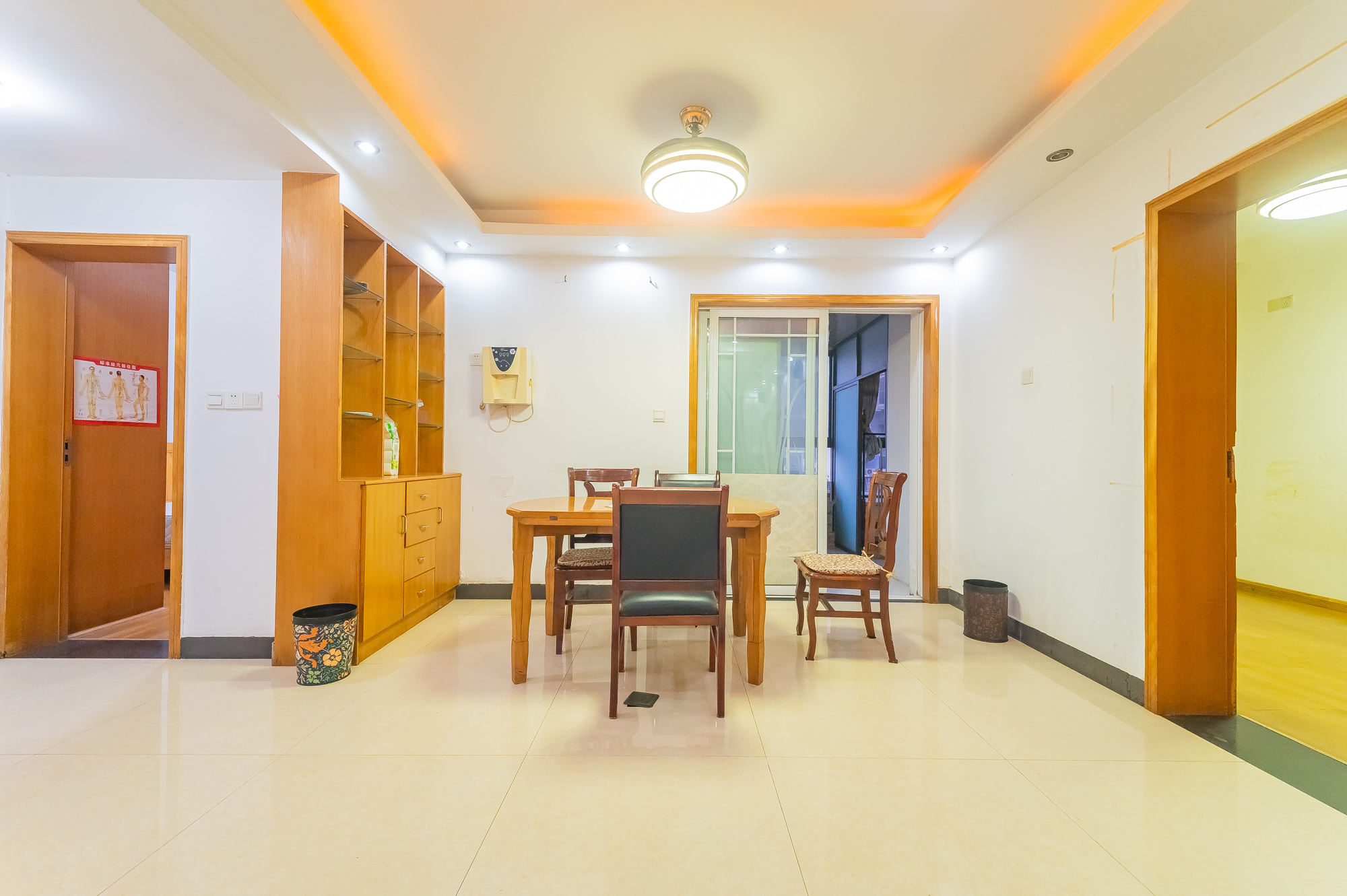 尚城 3室2厅2卫 95.0万 尚城 3室2厅2卫 95.0万客厅