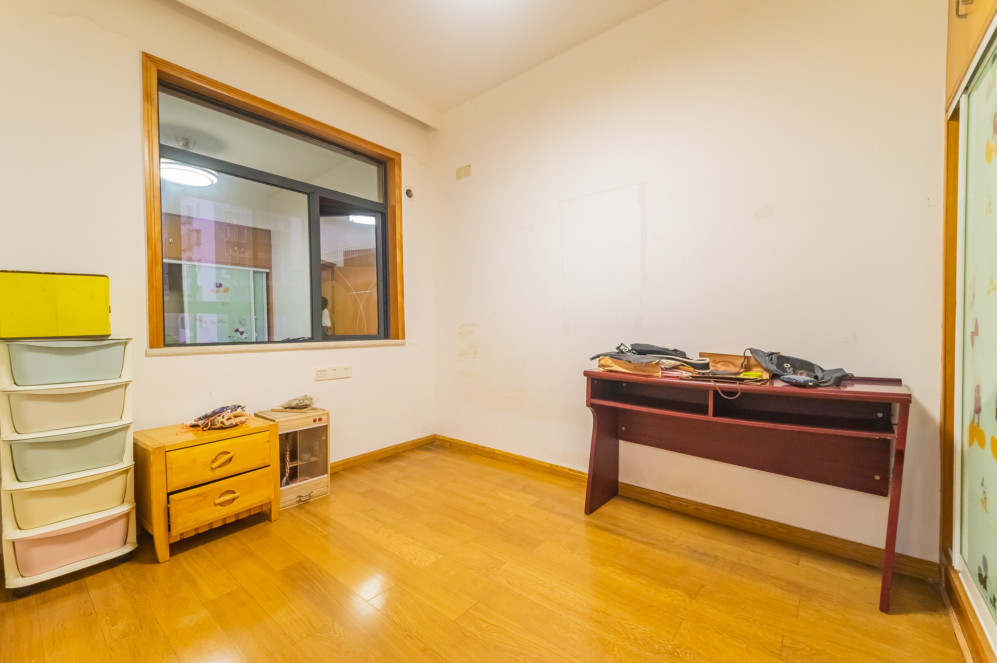 尚城 3室2厅2卫 95.0万 尚城 3室2厅2卫 95.0万卧室