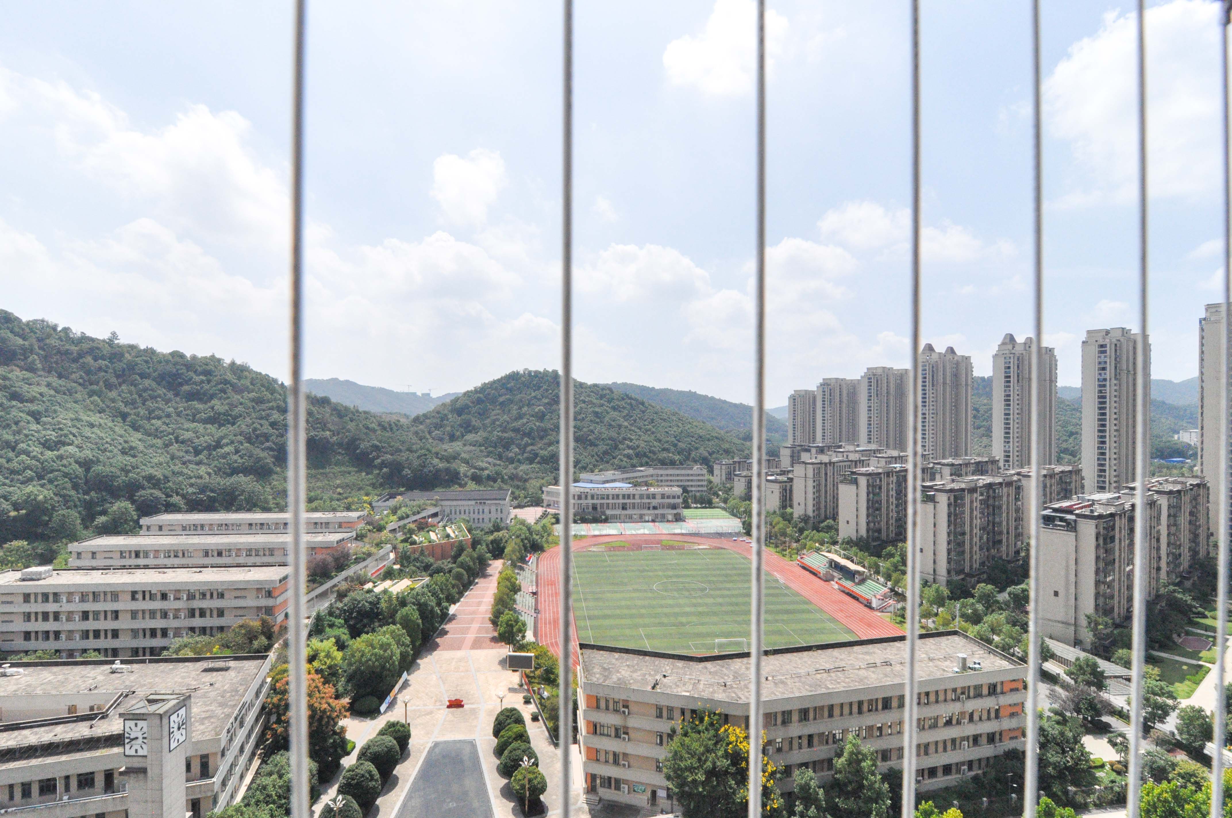 佳兆业云顶梅溪湖（佳兆业梅溪荟）  3室2厅2卫   142.00万其他