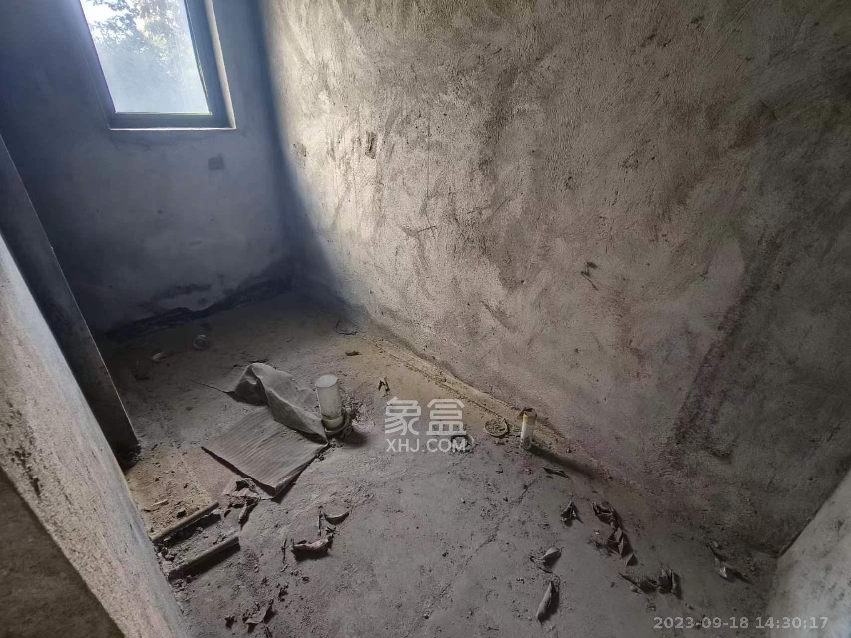 梦网景园  5室2厅2卫   2300.00元/月室内图