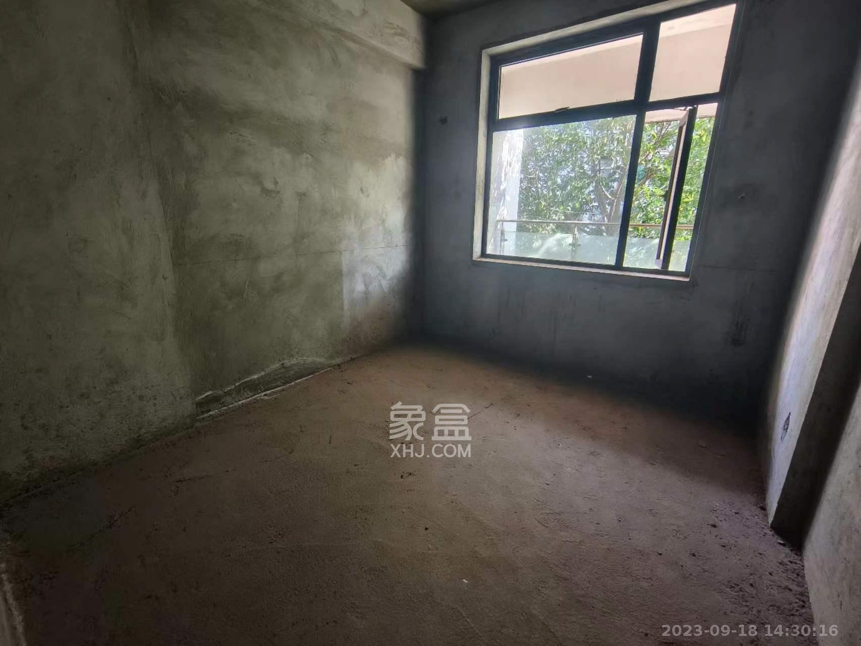 梦网景园  5室2厅2卫   2300.00元/月室内图