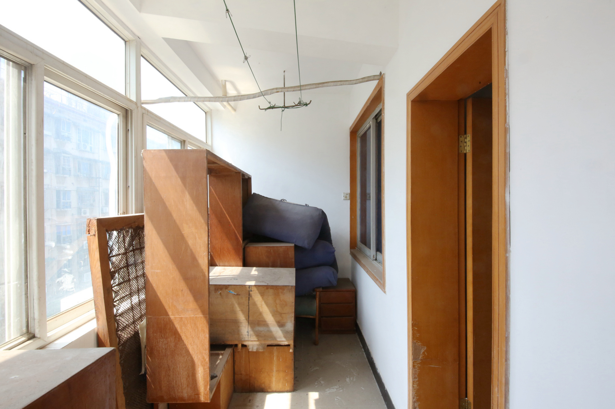 安泰新村  3室2厅2卫    52.0万阳台