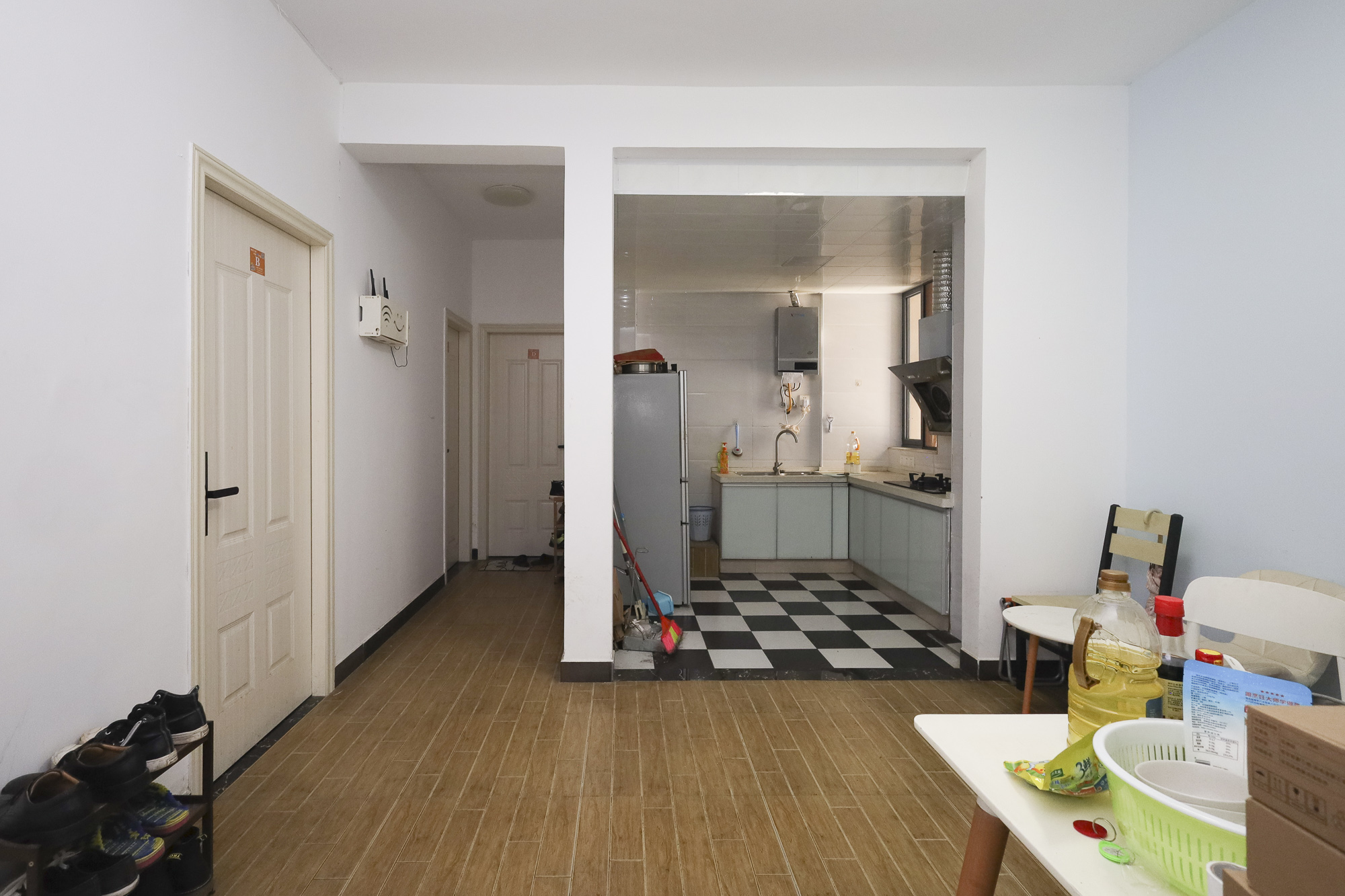 蓝光雍锦阁  3室2厅2卫    110.0万 蓝光雍锦阁  3室2厅2卫    110.0万客厅