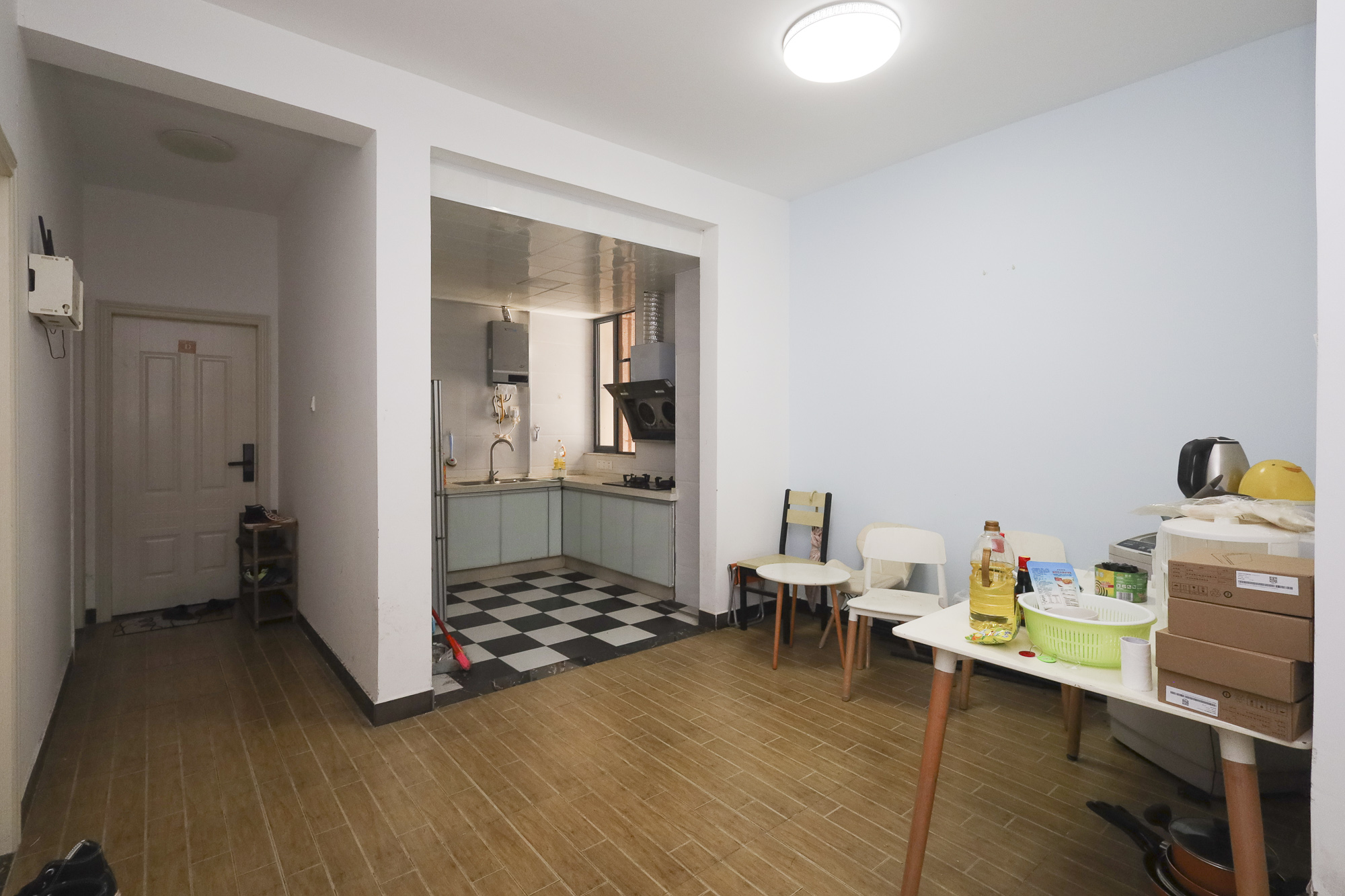 蓝光雍锦阁  3室2厅2卫    110.0万 蓝光雍锦阁  3室2厅2卫    110.0万客厅