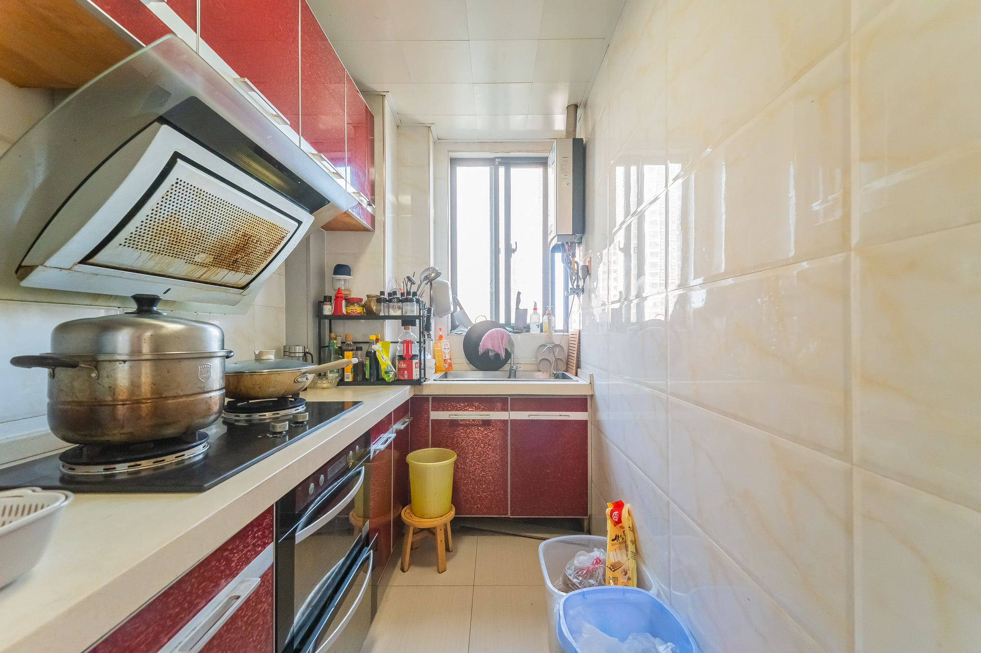 华润凤凰城二期 3室2厅1卫 68.8万 华润凤凰城二期 3室2厅1卫 68.8万厨房