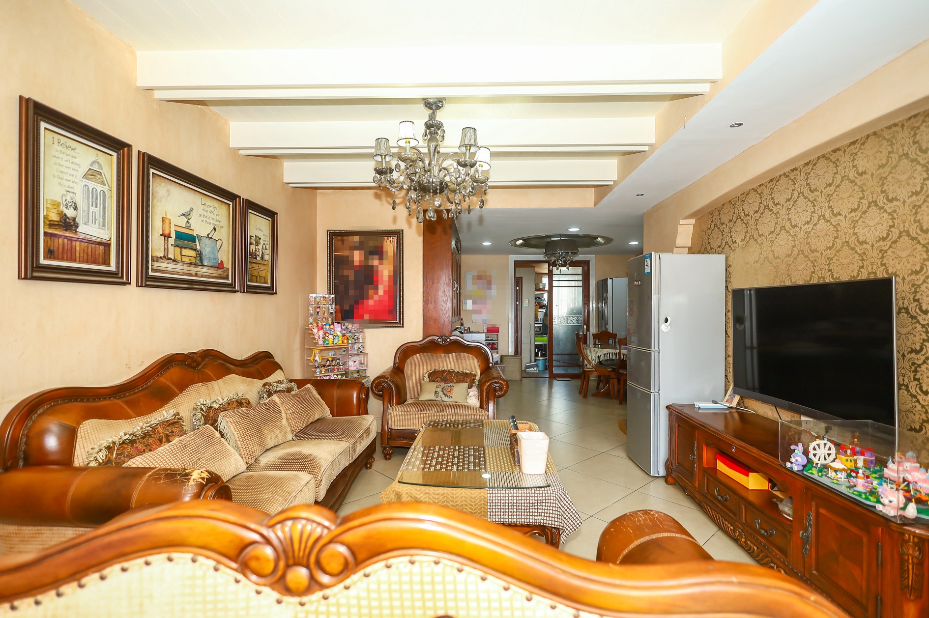 星城雅郡 3室2厅2卫 85.8万 星城雅郡 3室2厅2卫 85.8万客厅