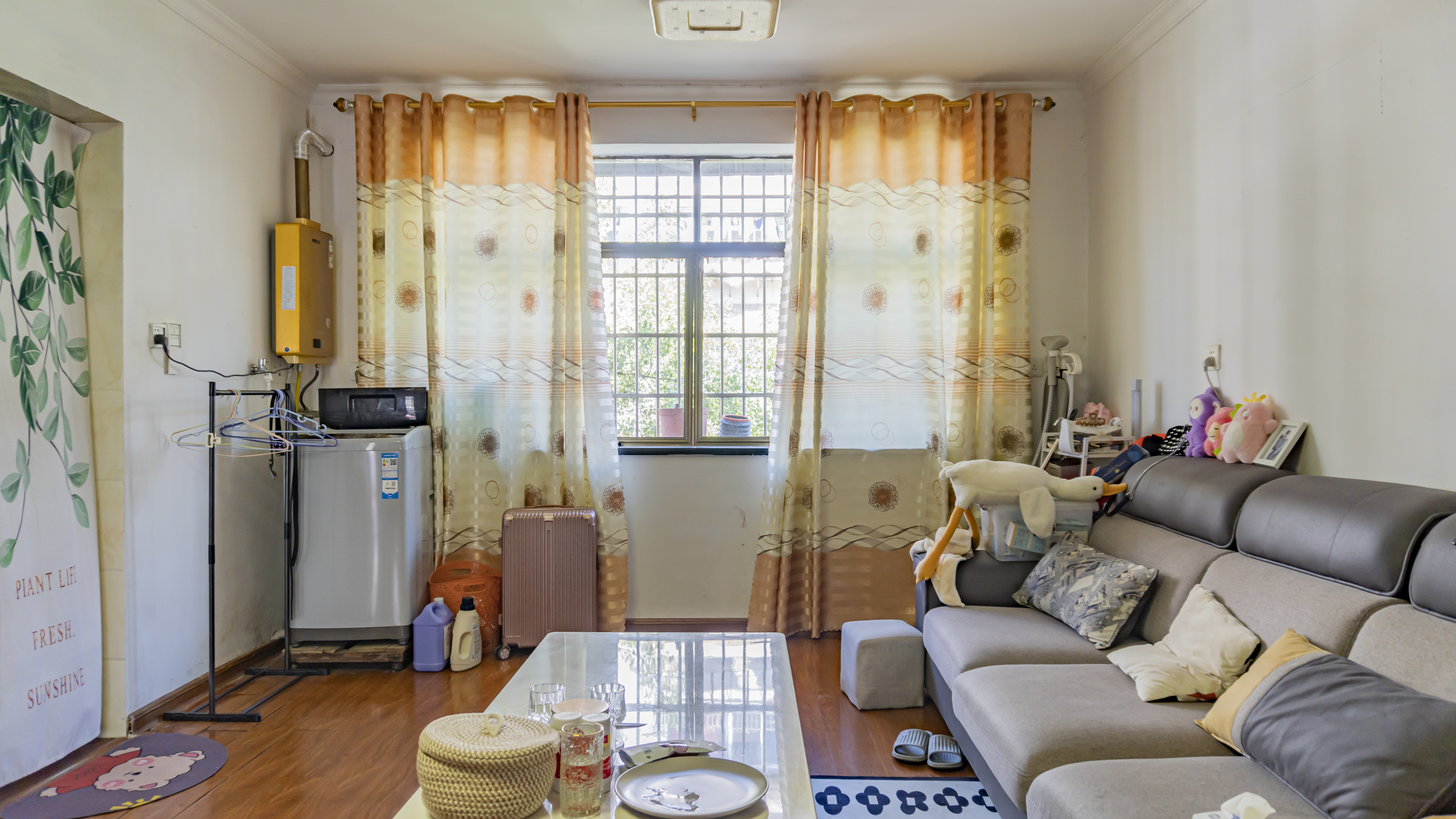 汽车路办事处建设街社区 3室2厅1卫 43.8万 汽车路办事处建设街社区 3室2厅1卫 43.8万室内图