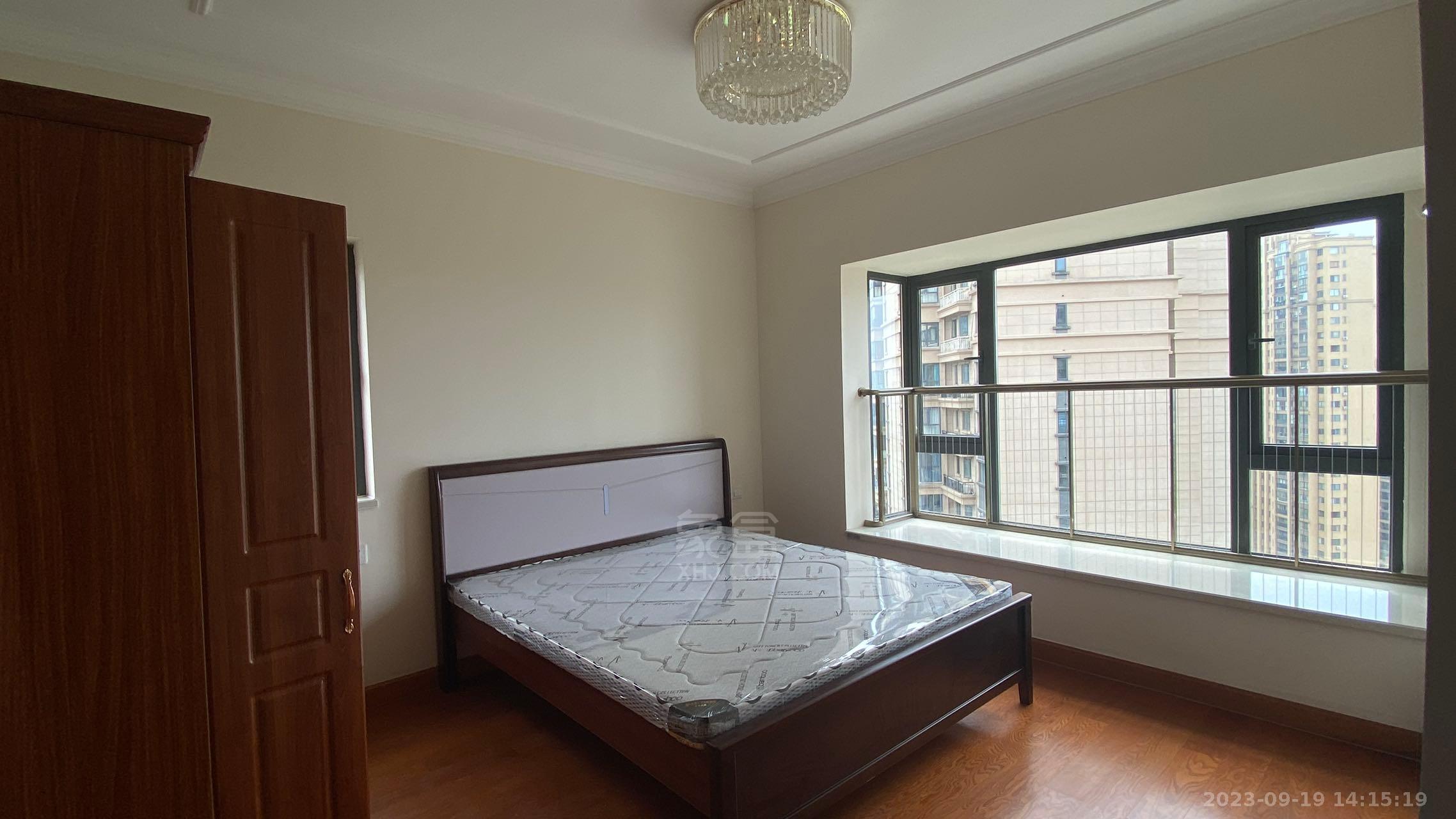 恒大华府 3室2厅2卫 2500.0元/月 恒大华府 3室2厅2卫 2500.0元/月室内图