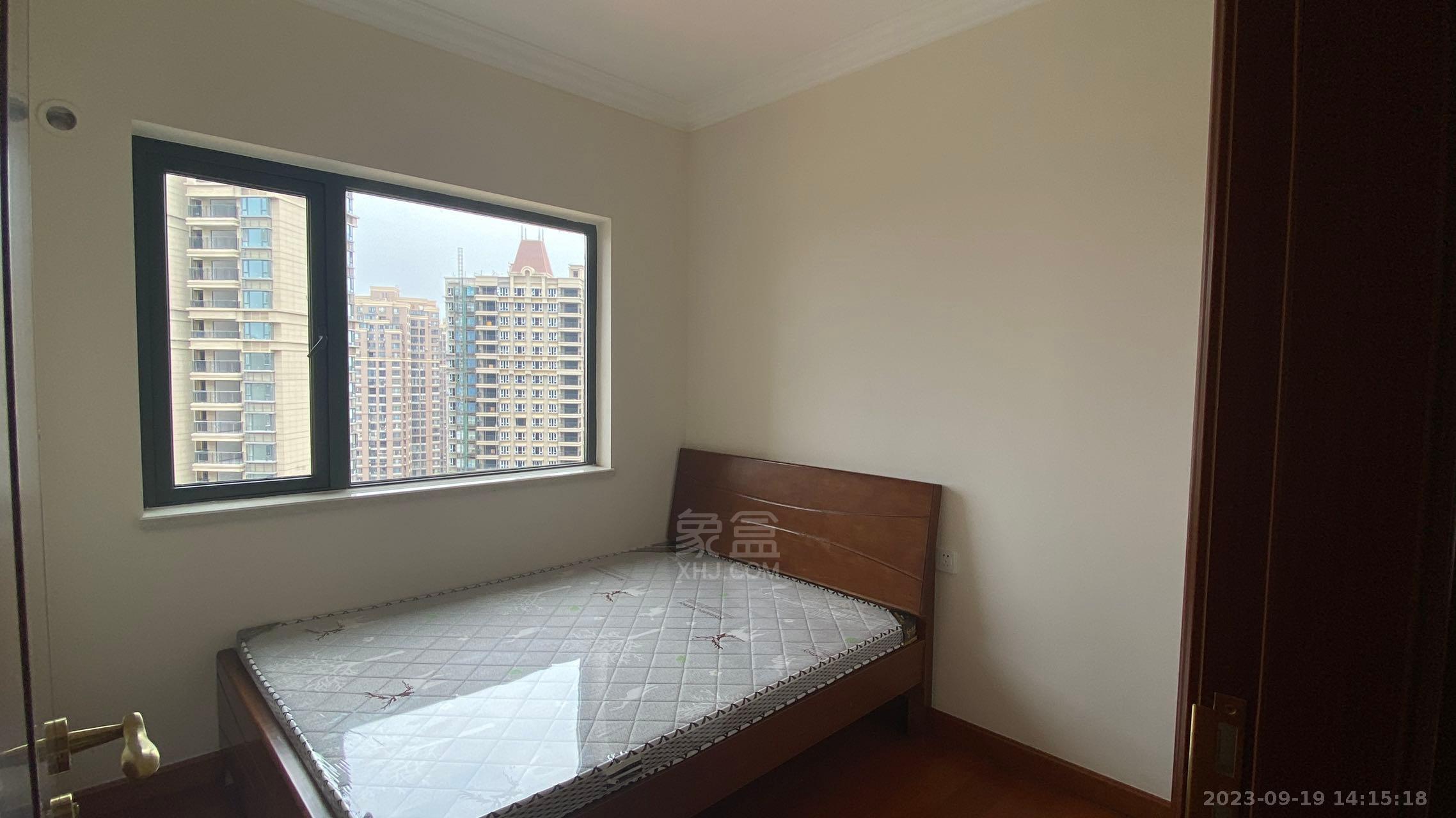 恒大华府 3室2厅2卫 2500.0元/月 恒大华府 3室2厅2卫 2500.0元/月室内图