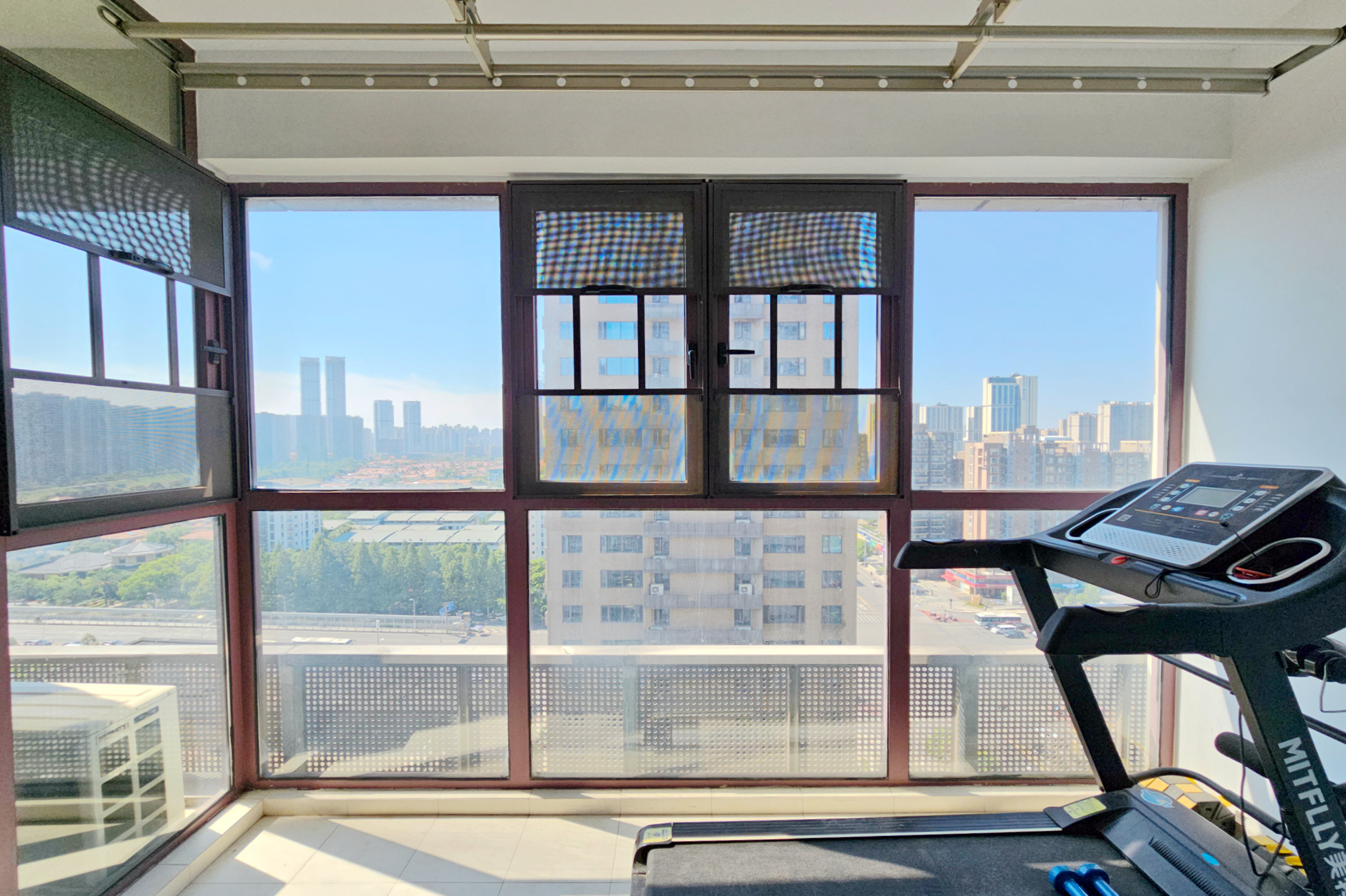 中惠锦堂  3室2厅2卫    140.0万阳台