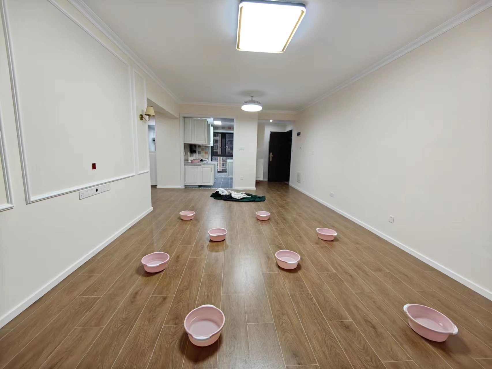 蓝溪谷  4室2厅2卫    96.0万 蓝溪谷  4室2厅2卫    96.0万室内图