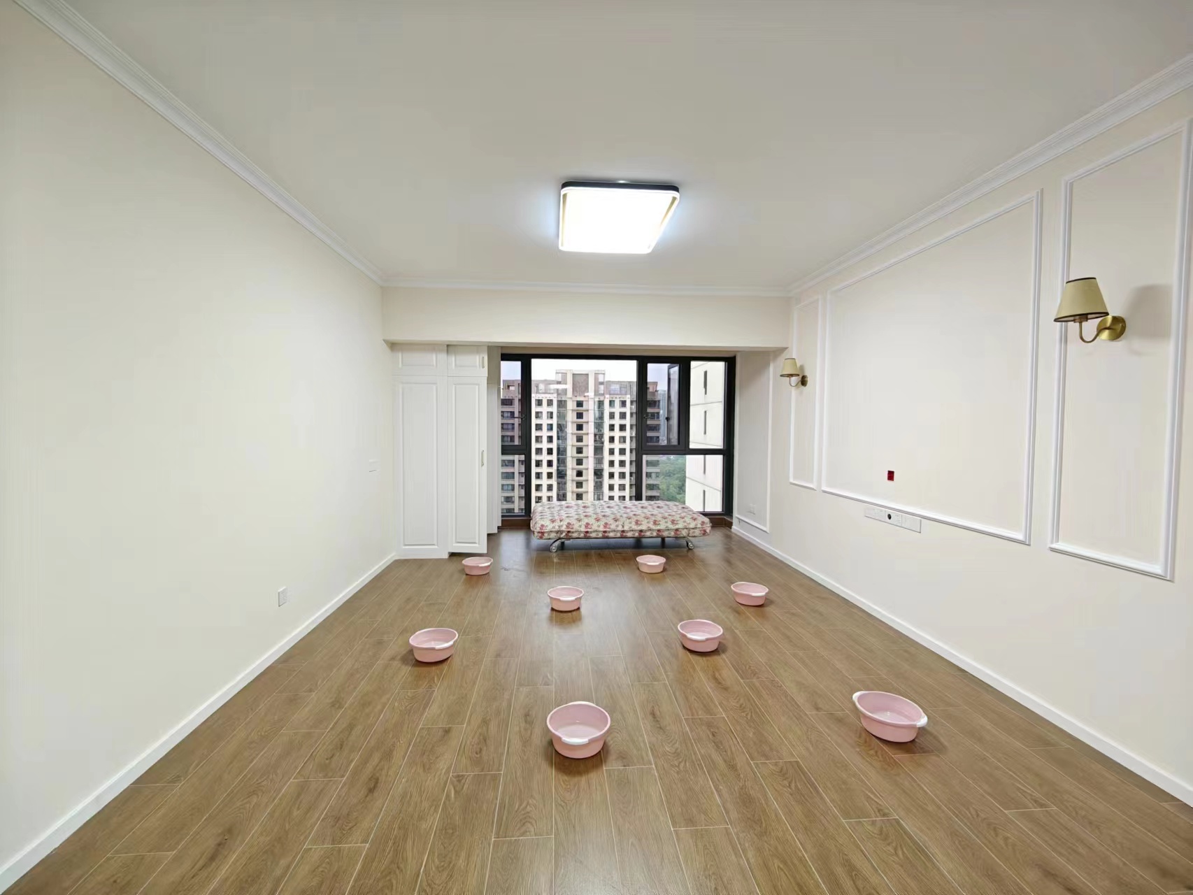 蓝溪谷  4室2厅2卫    96.0万 蓝溪谷  4室2厅2卫    96.0万室内图