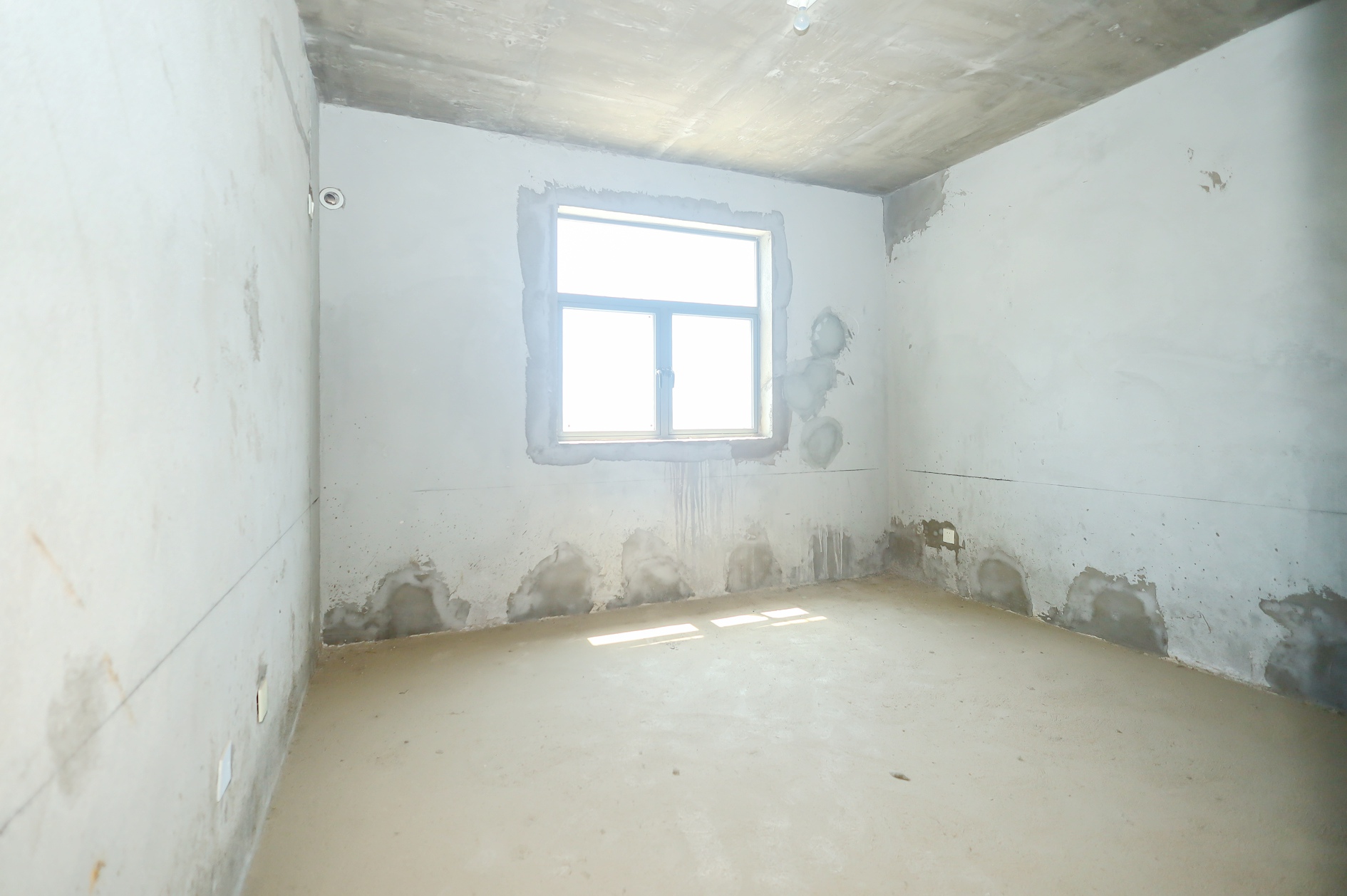 长永佳苑  2室2厅1卫    47.8万 长永佳苑  2室2厅1卫    47.8万卧室