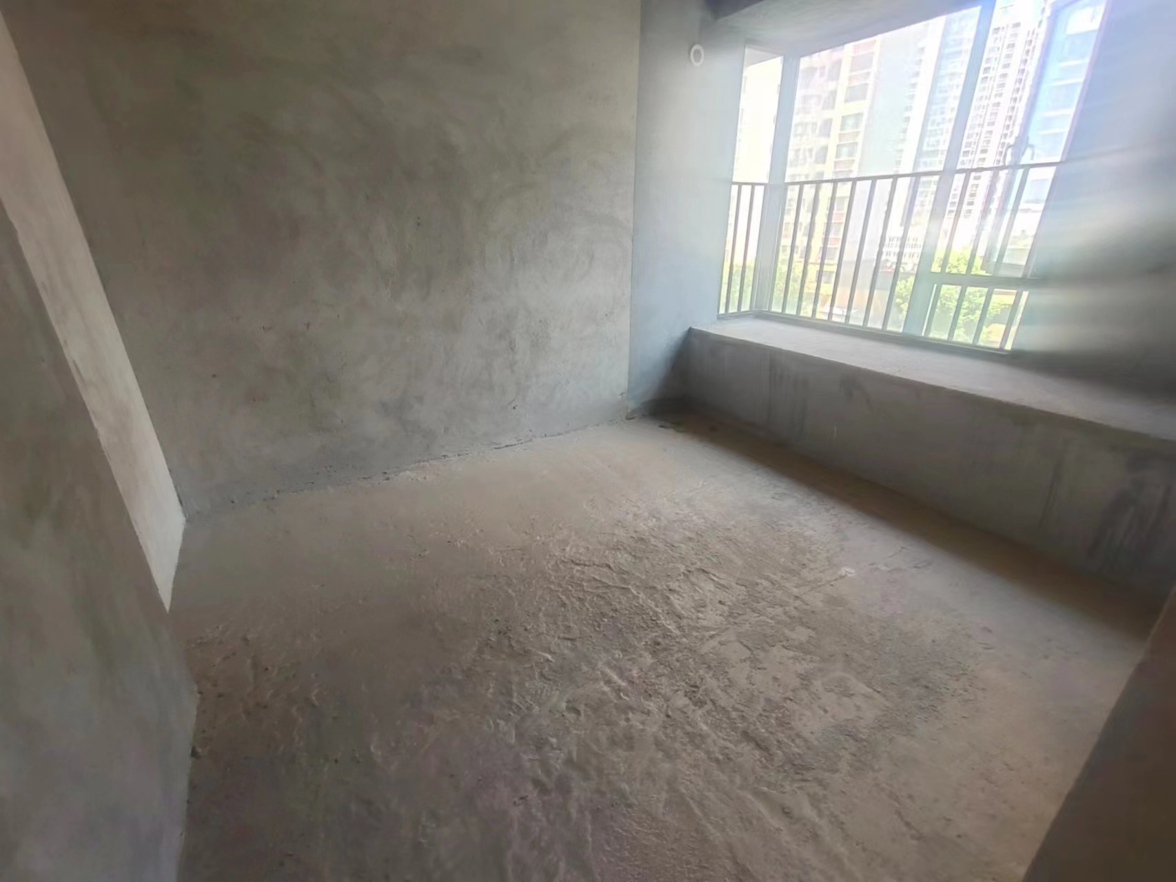 蓝溪谷  4室2厅2卫   63.80万室内图