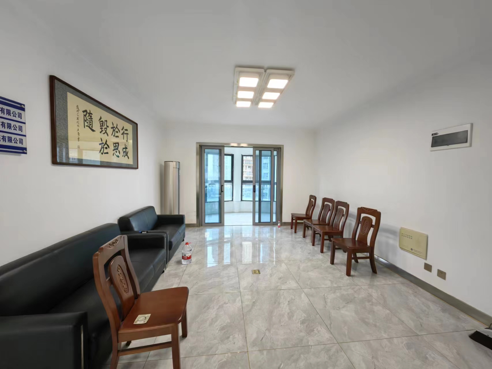 丽景滨江 4室2厅2卫 85.00万 丽景滨江 4室2厅2卫 85.00万室内图