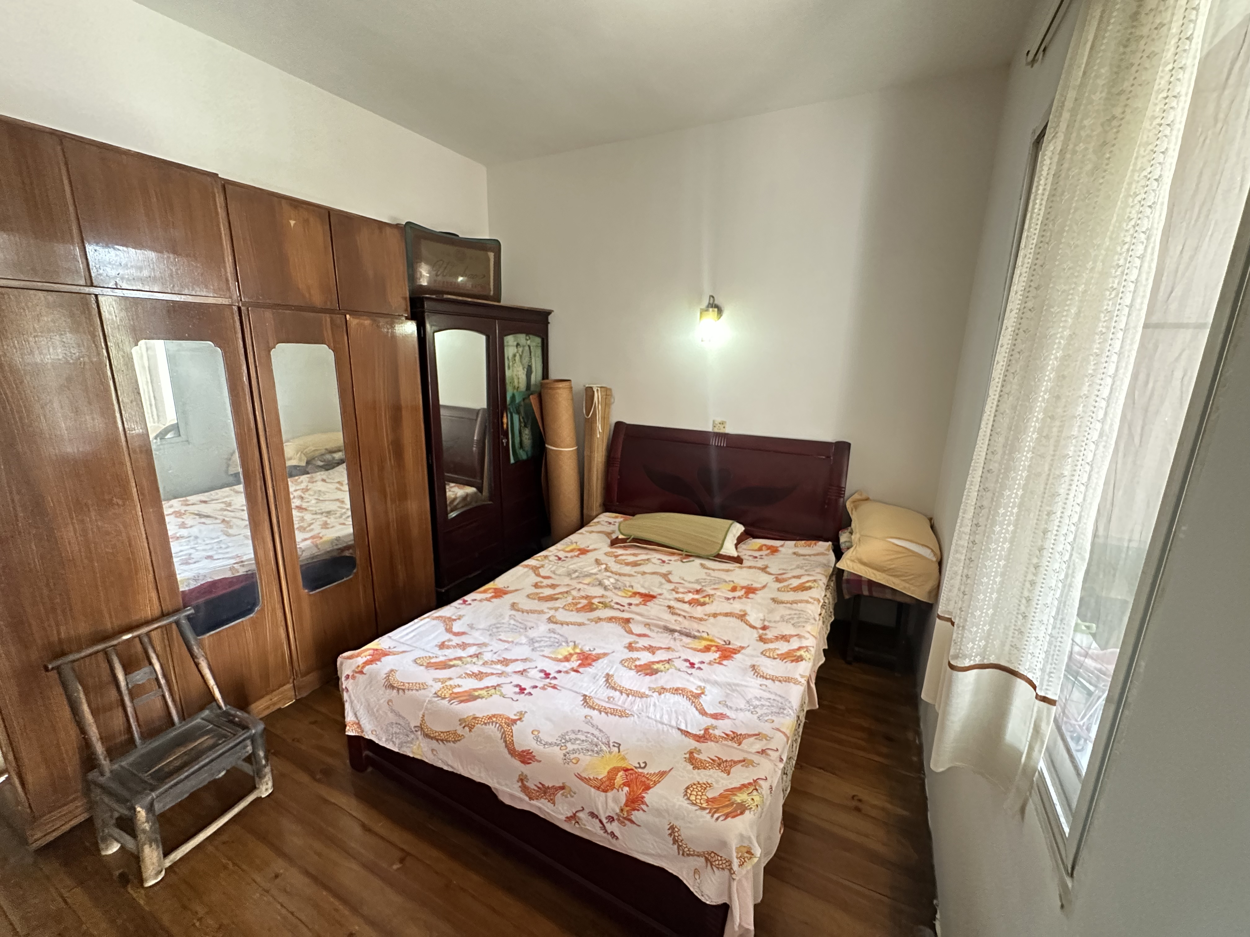 野鸭冲(新屋街) 1室1厅1卫 15.8万 野鸭冲(新屋街) 1室1厅1卫 15.8万室内图