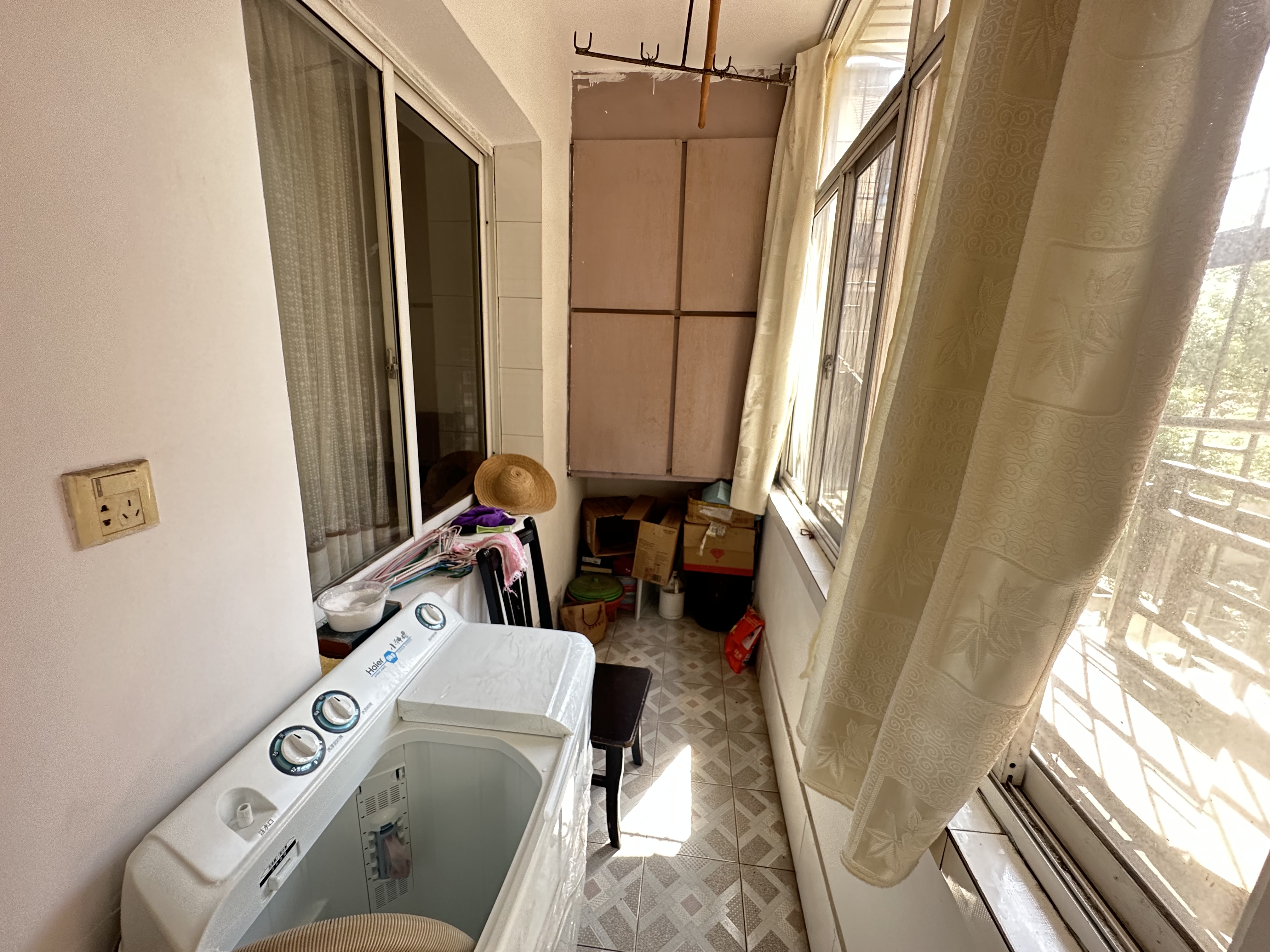 野鸭冲（新屋街）  1室1厅1卫    15.8万室内图