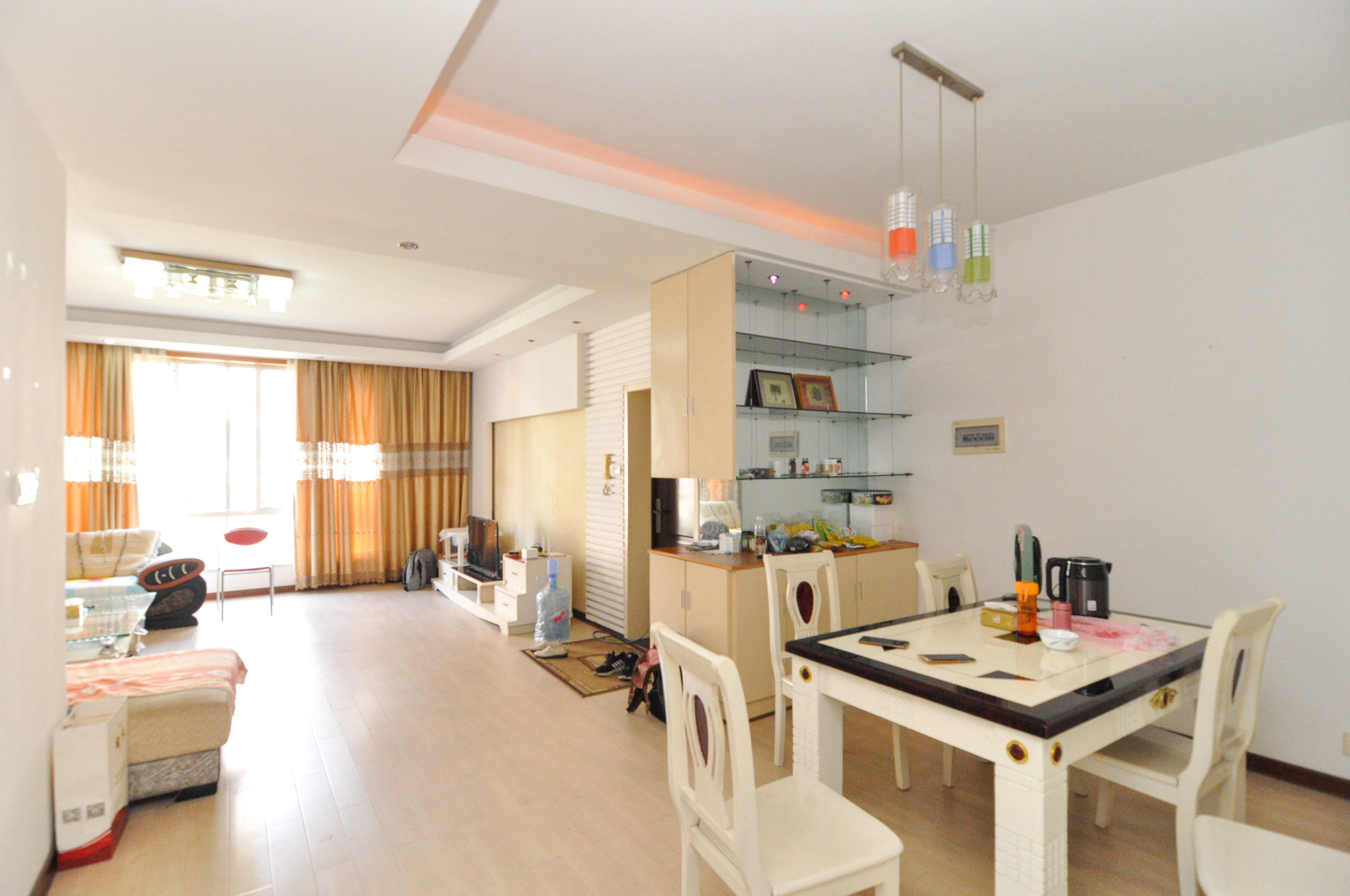 麓谷雅园 3室2厅2卫 78.00万 麓谷雅园 3室2厅2卫 78.00万客厅