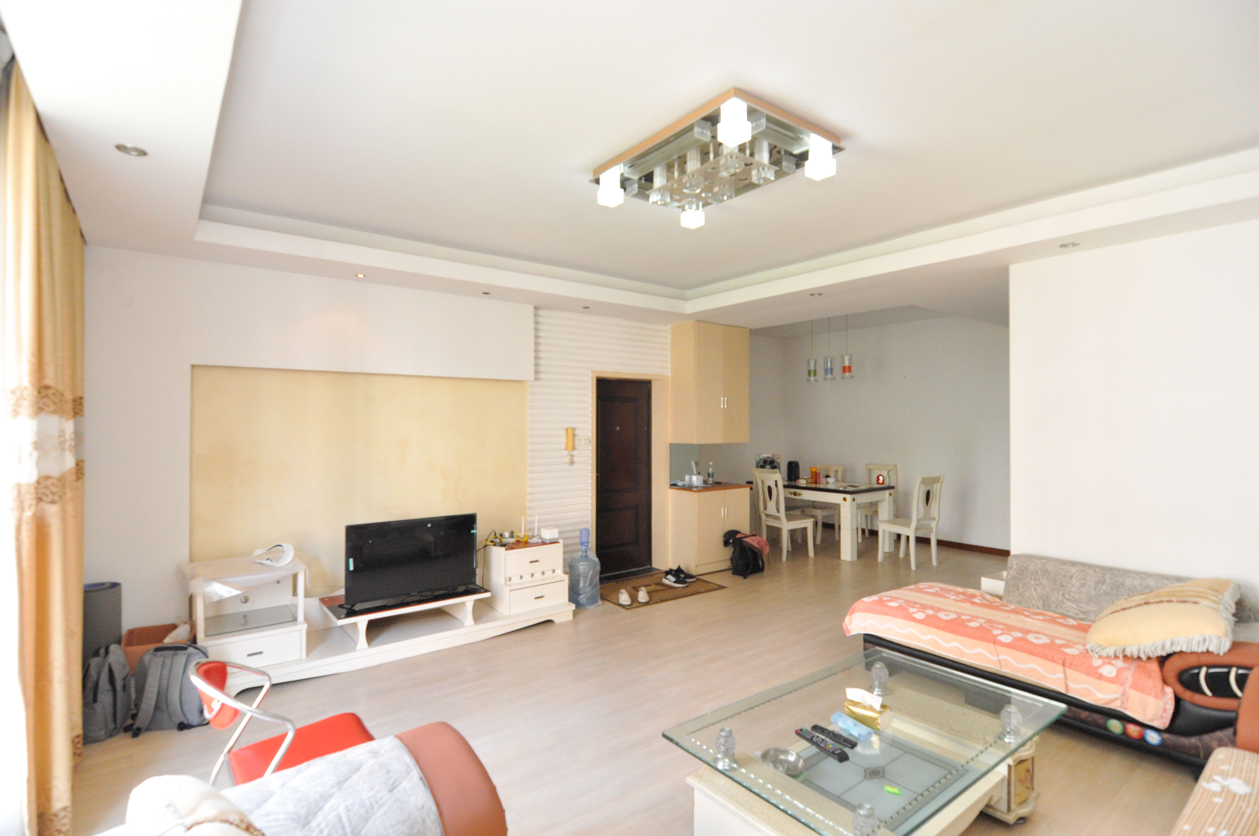 麓谷雅园 3室2厅2卫 78.00万 麓谷雅园 3室2厅2卫 78.00万客厅