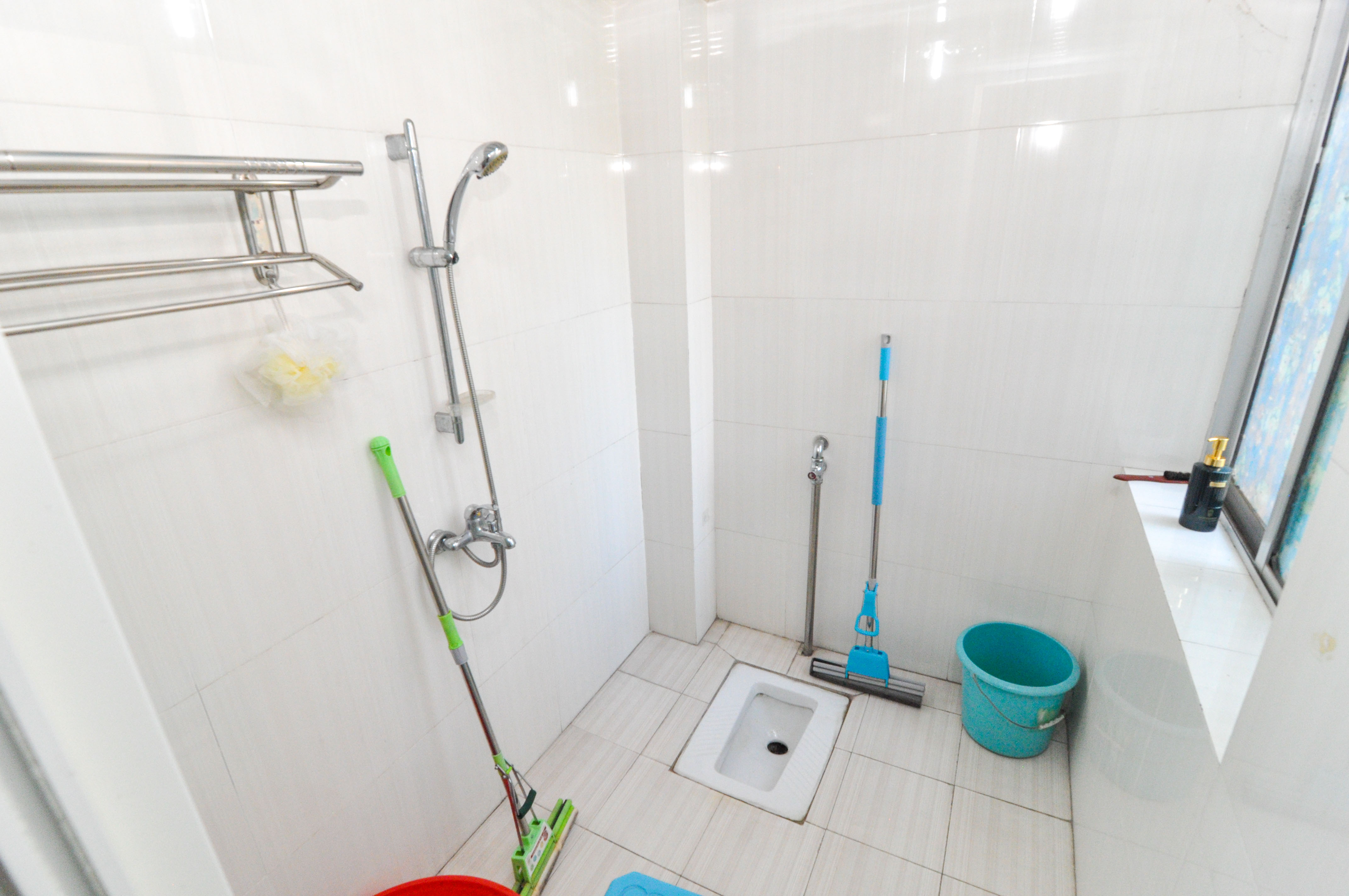 麓谷雅园 3室2厅2卫 78.00万 麓谷雅园 3室2厅2卫 78.00万卫生间