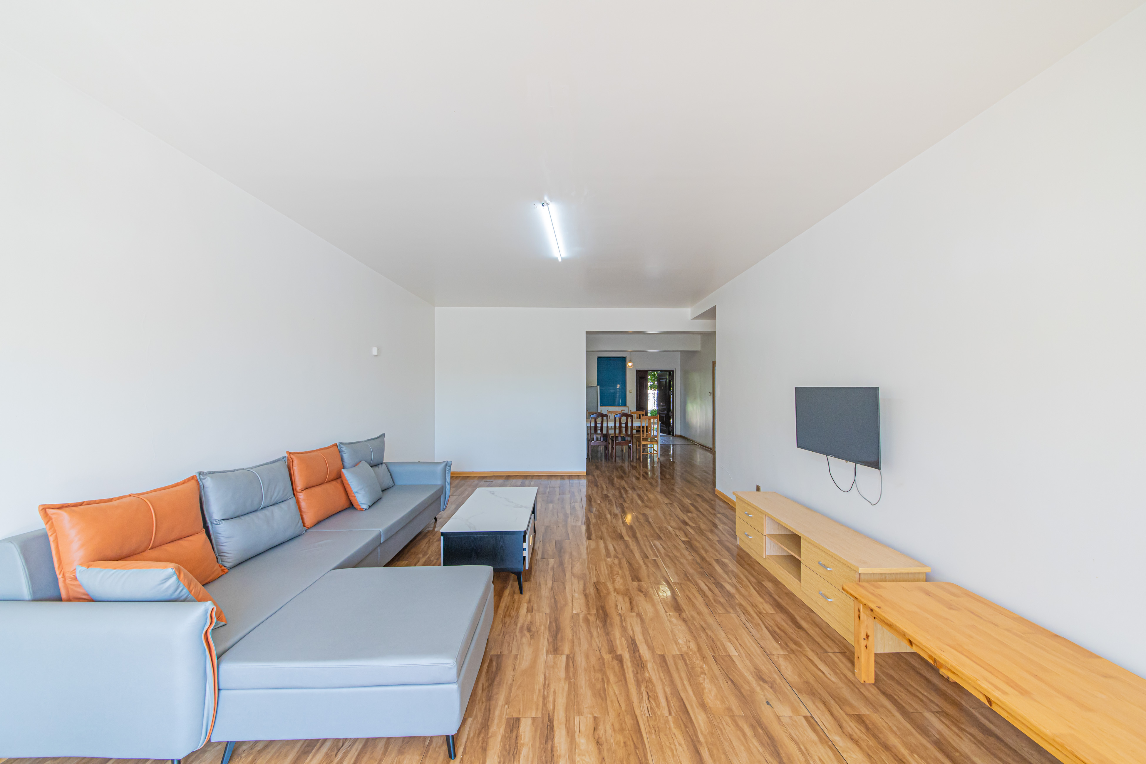 北辰中央公园A区 3室2厅2卫 132.8万 北辰中央公园A区 3室2厅2卫 132.8万客厅