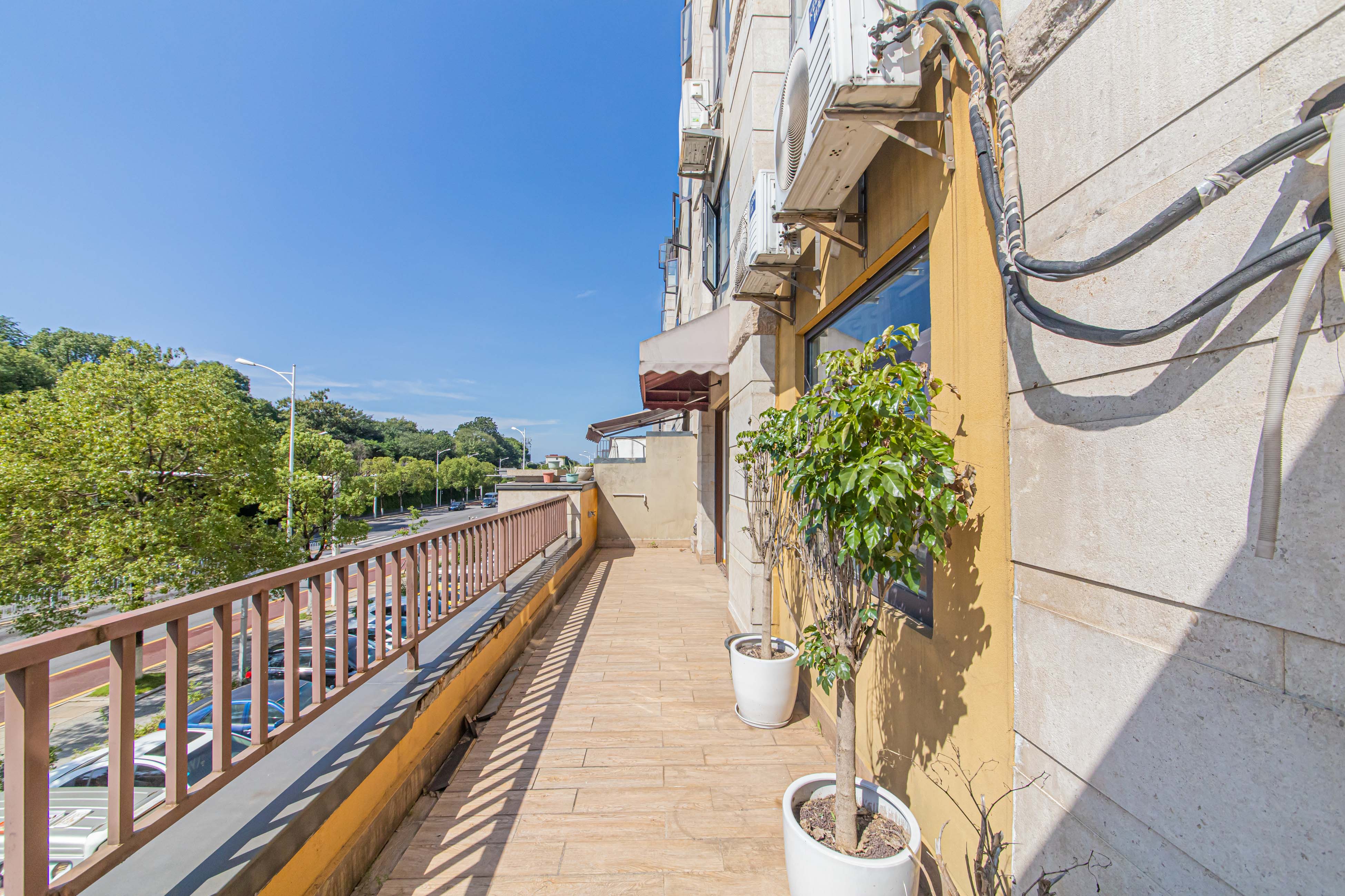 北辰中央公园A区 3室2厅2卫 132.8万 北辰中央公园A区 3室2厅2卫 132.8万阳台