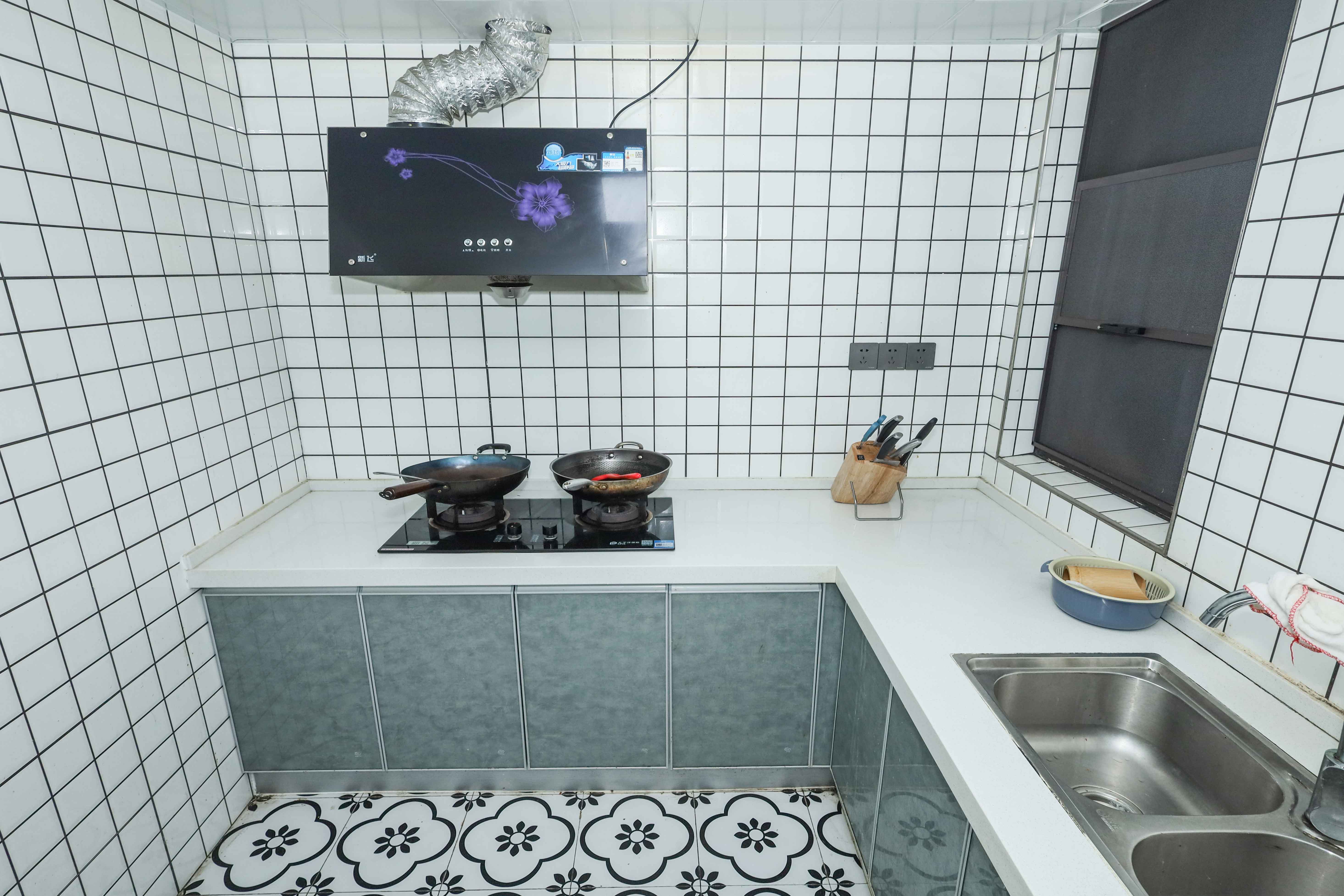 建发央著  4室3厅2卫    199.0万厨房