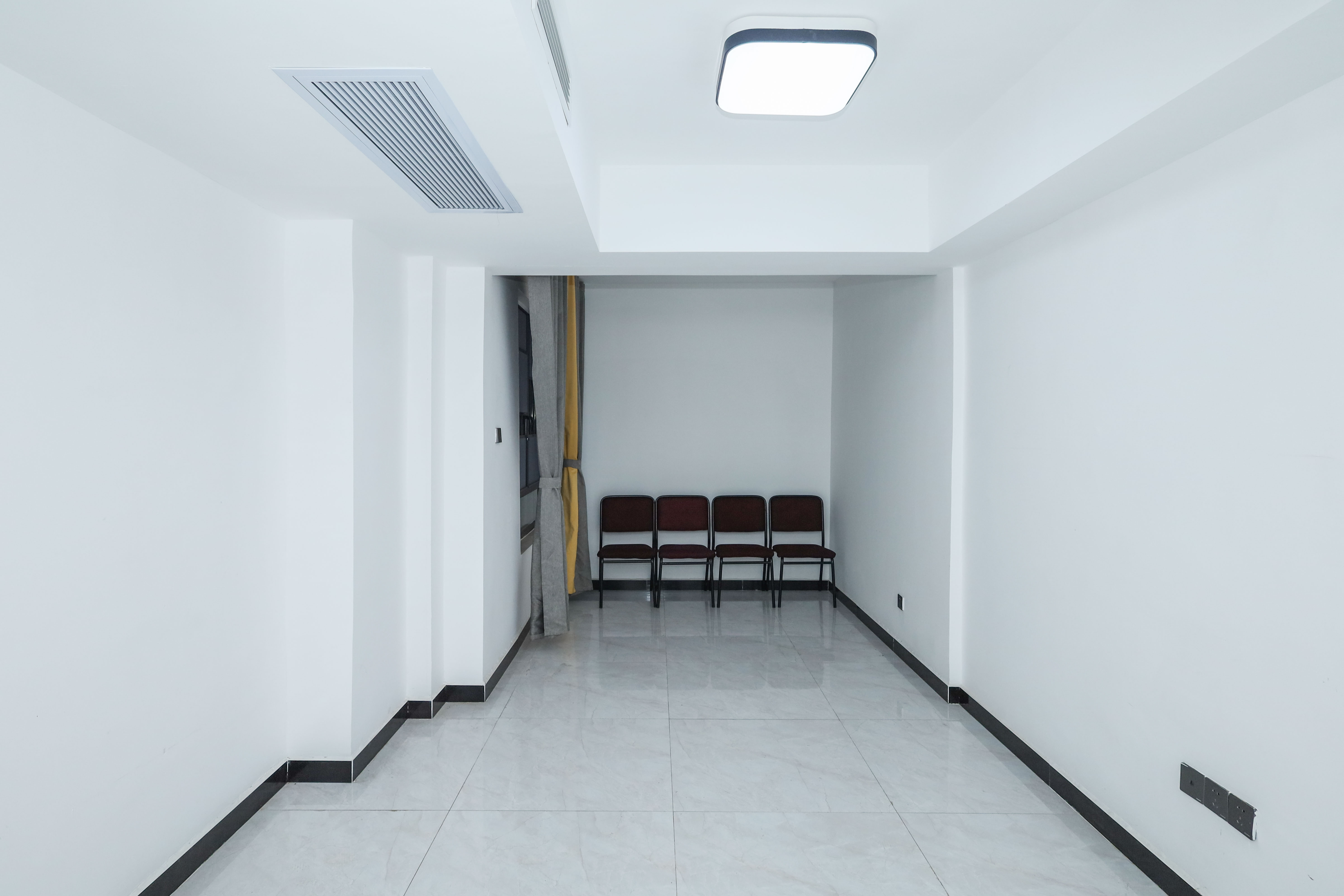 建发央著  4室3厅2卫    199.0万卧室