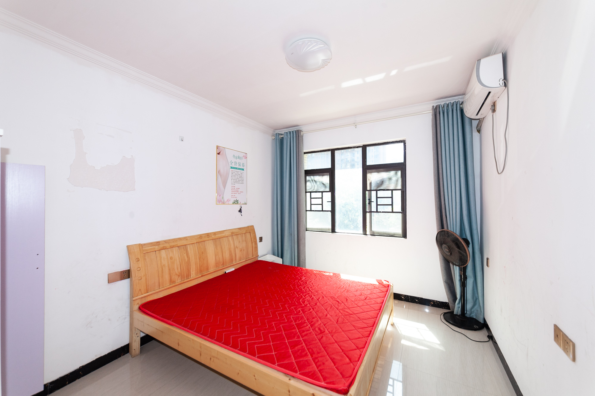 乾源国际 3室2厅2卫 73.0万 乾源国际 3室2厅2卫 73.0万卧室