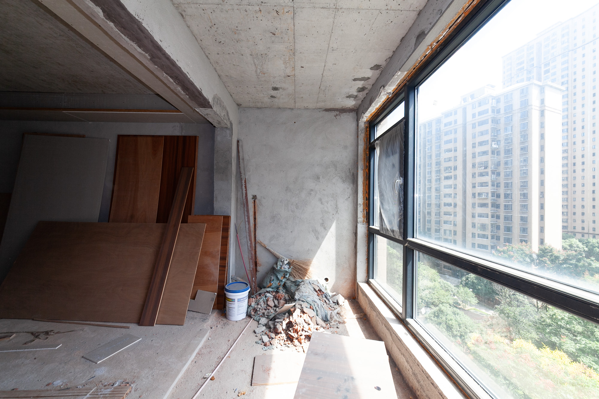 金湘苑(星澜之悦)  5室2厅2卫    179.8万 金湘苑(星澜之悦)  5室2厅2卫    179.8万阳台