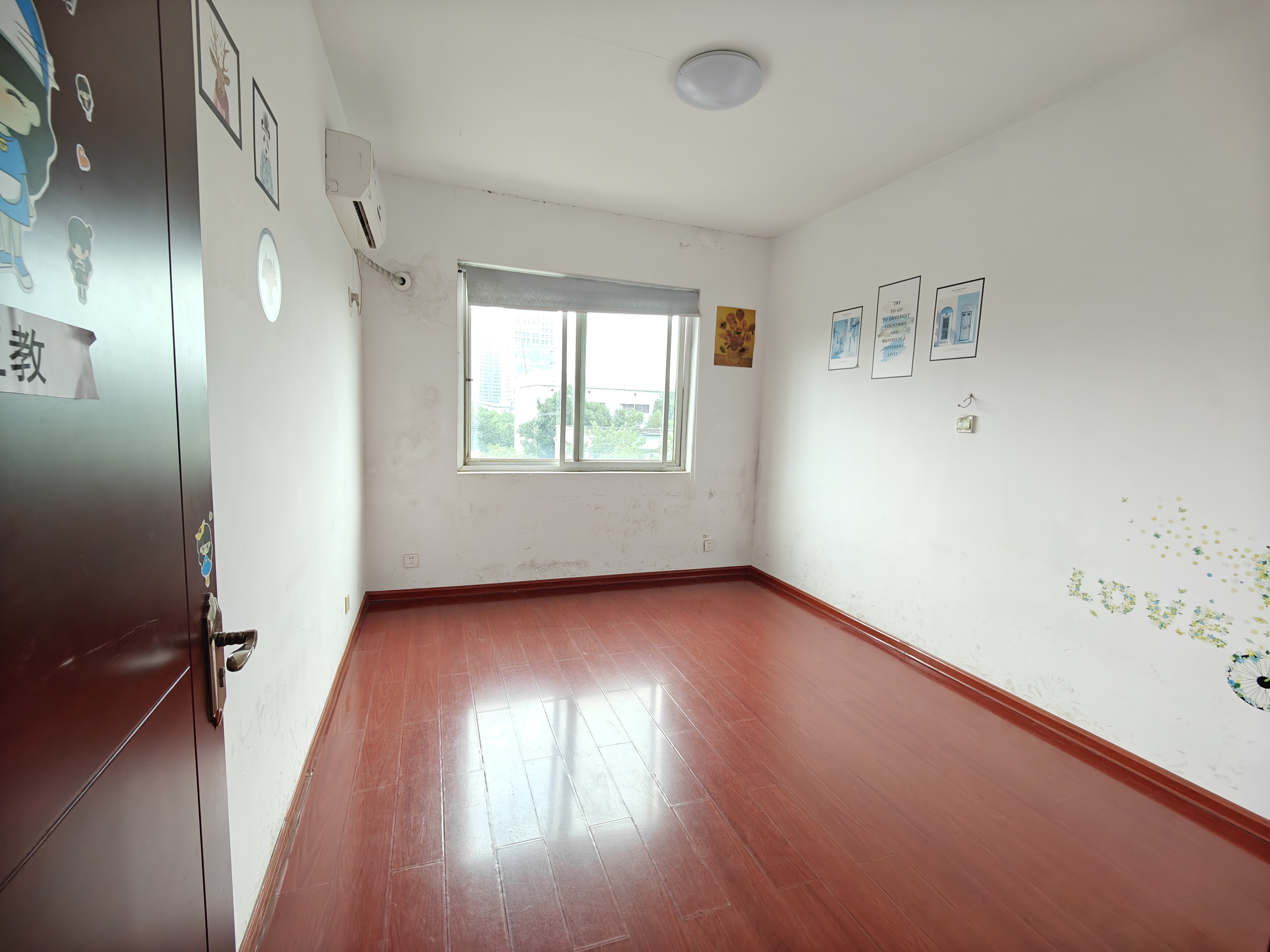 香山美境 4室2厅2卫 70.0万 香山美境 4室2厅2卫 70.0万室内图