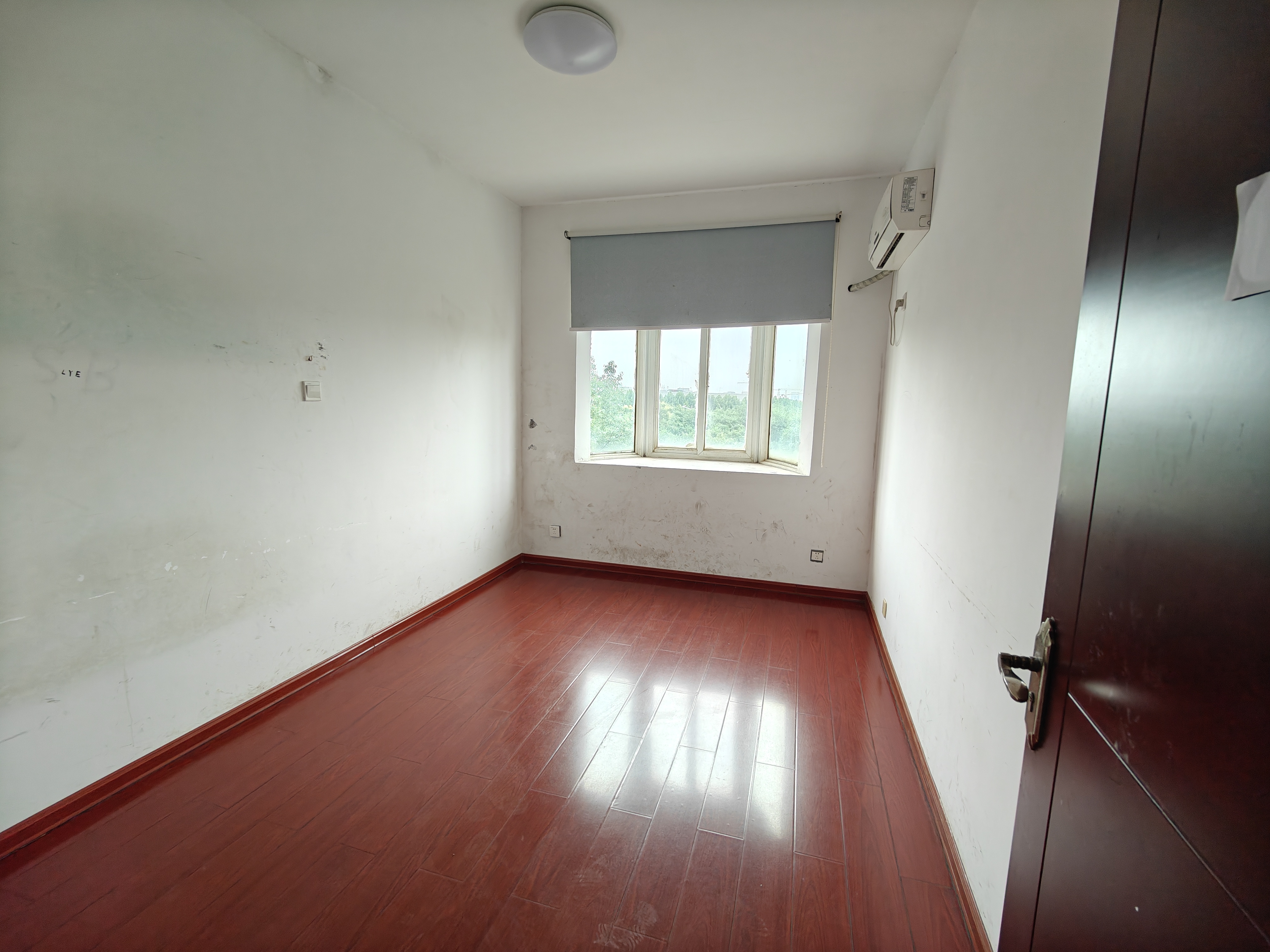 香山美境 4室2厅2卫 70.0万 香山美境 4室2厅2卫 70.0万室内图